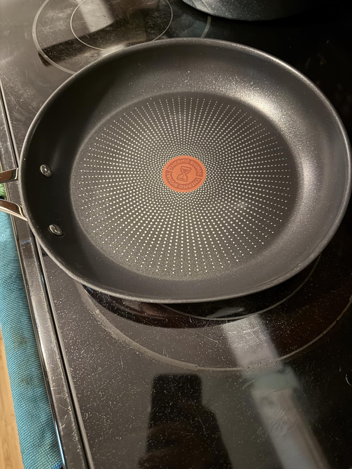 T-Fal x Jamie Oliver Stainless Steel Fry Pan 9.5-Inch, Induction Compatible, Oven Safe up to 500F, Chef's Stainless Steel Skillet customer photo 1