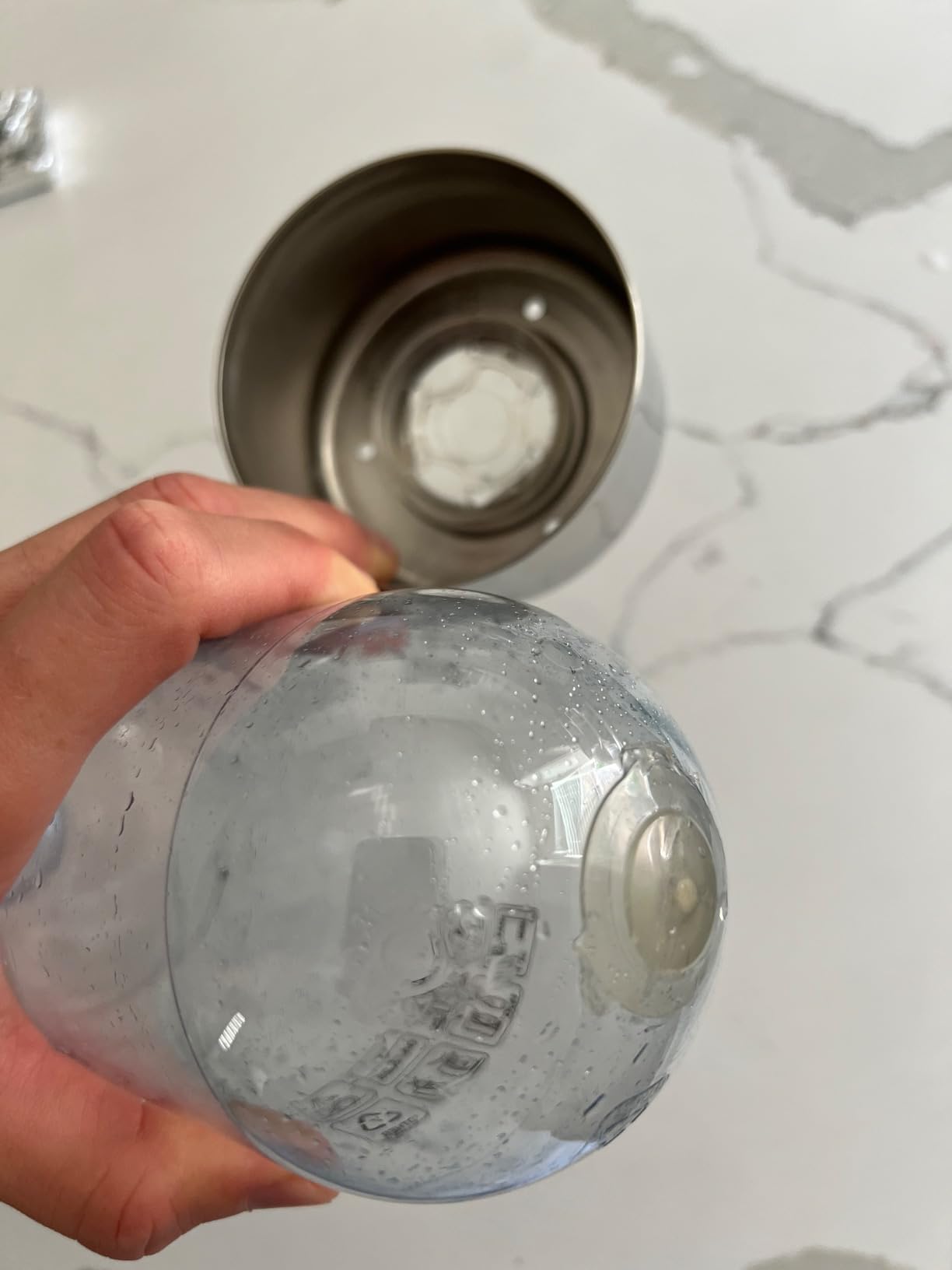 SodaStream Enso Sparkling Water Maker Kit - includes CO2 and Carbonating Bottle customer photo 2