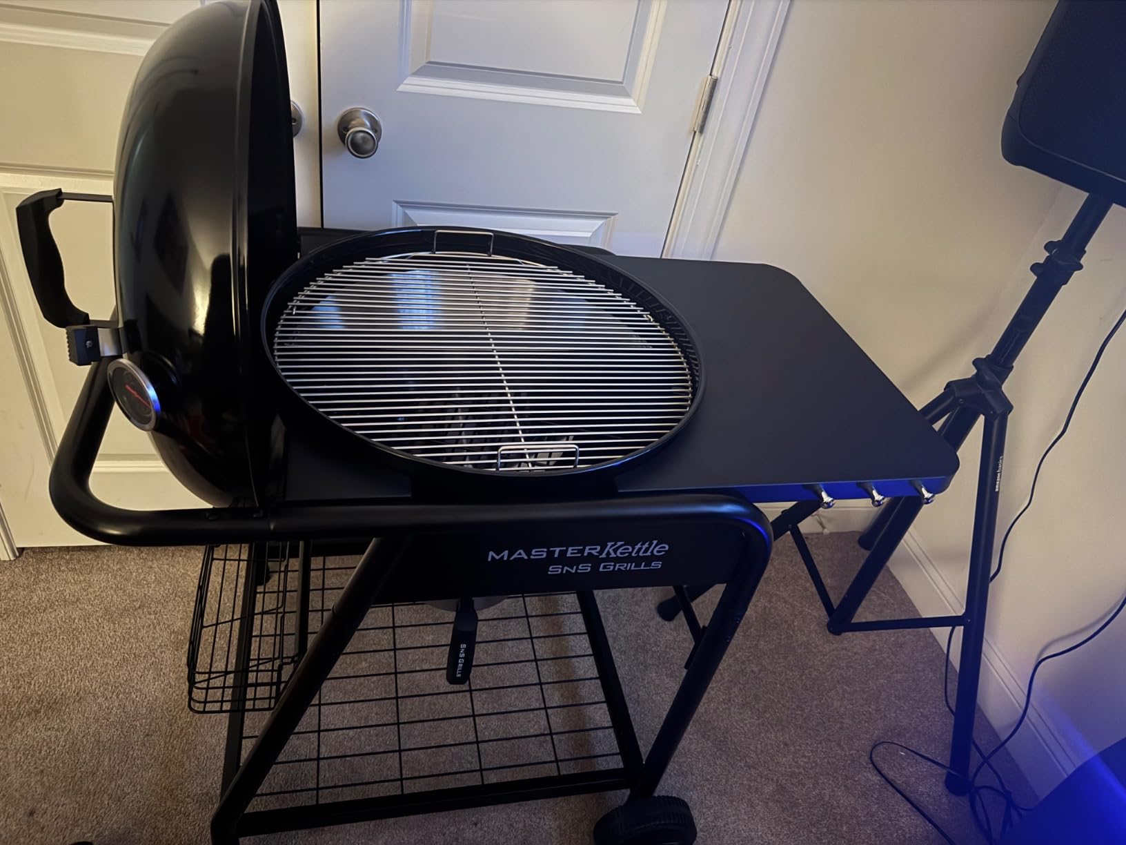 SnS Grills 22-Inch Charcoal Grill and Smoker - MasterKettle customer photo 2