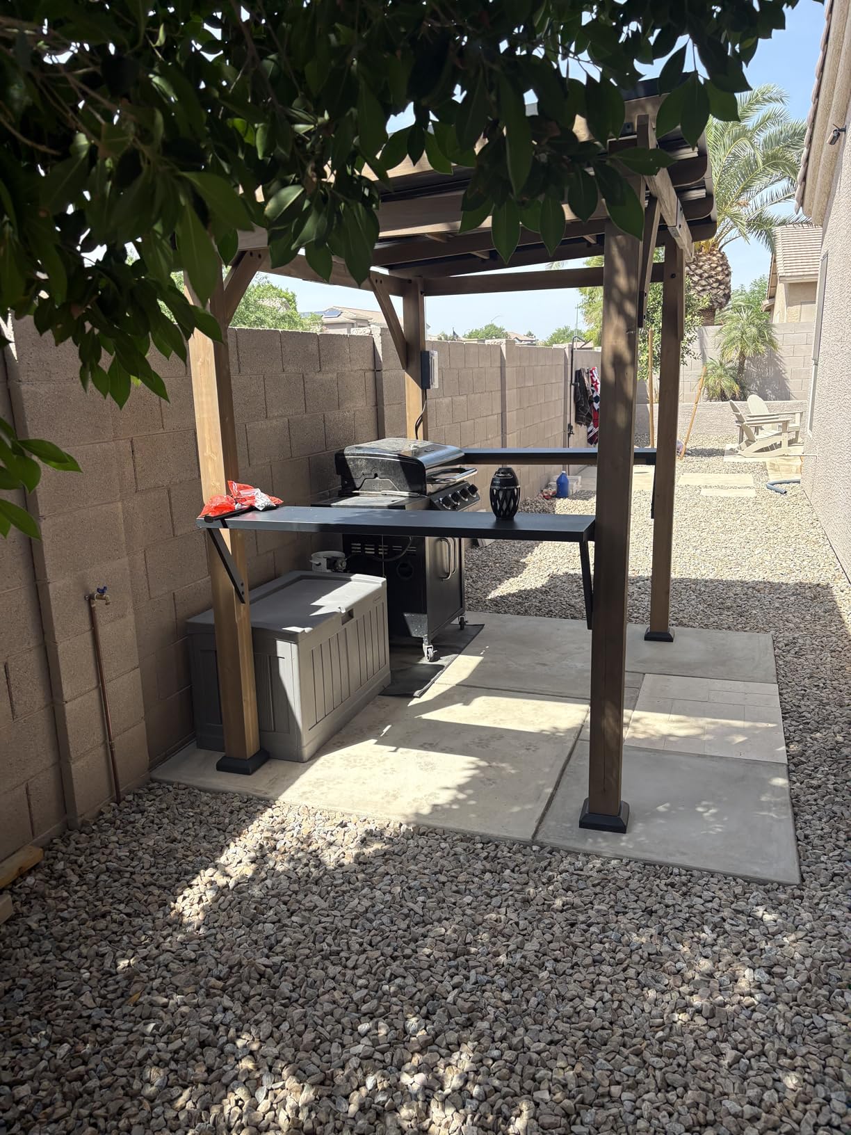 Modern Shade Grill Gazebo 6' X 8', Cedar Wood Gazebo with Shelves and Paper Towel Holder, Outdoor Bar with Galvanized Steel Roof, USB and USB-C Charging Ports, Outdoor Patio Bars for Backyard customer photo 1