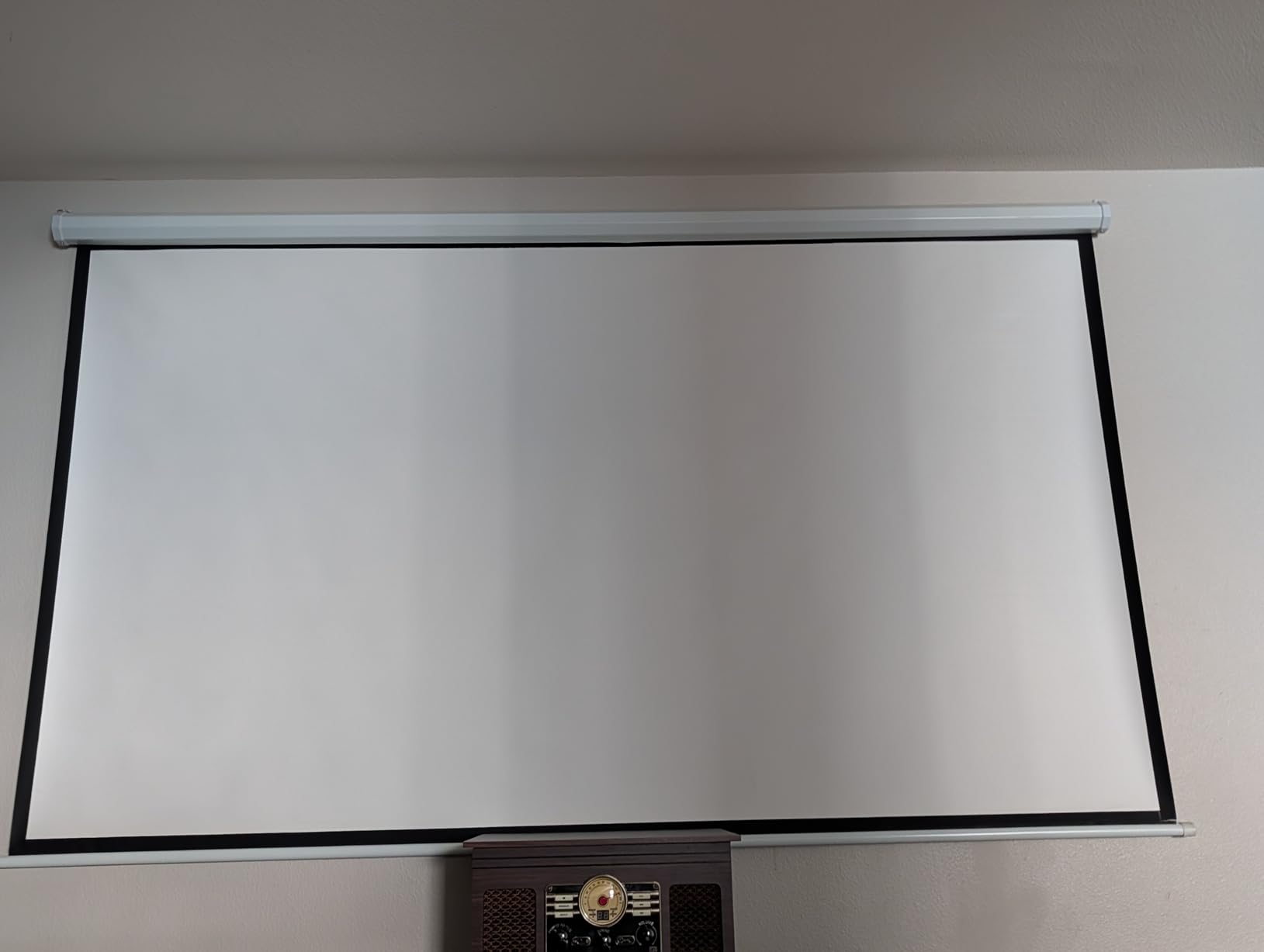 ViewSonic PX700HDH 3700 Lumens 1080p Projector, High Brightness and Supercolor Technology for Smooth Home Entertainment, 1.1x Optical Zoom, and Vertical Keystone for Flexible Setup, and Dual HDMI customer photo 1