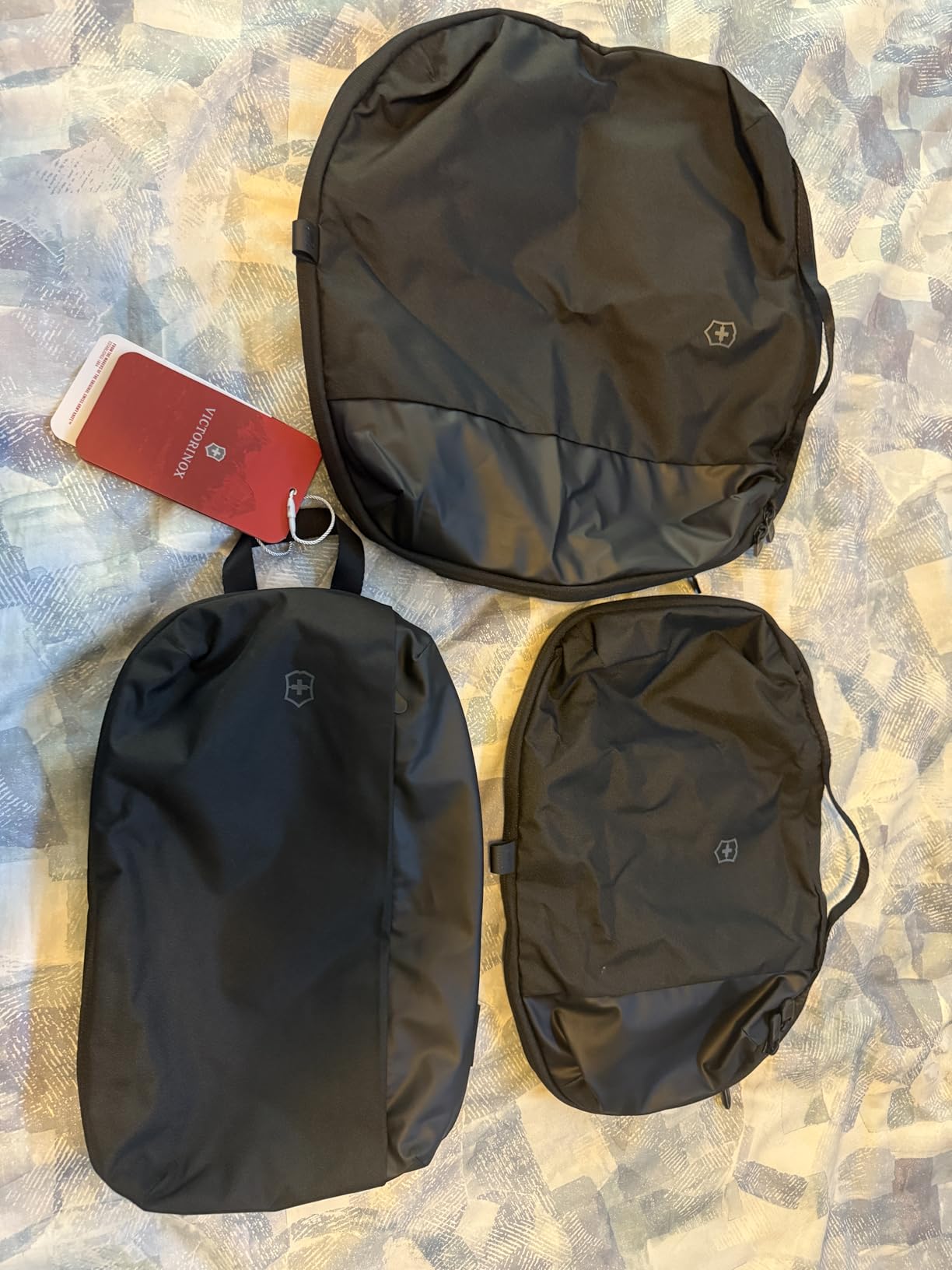 Victorinox Travel Essentials, Packing Cube Set, Three Compressible and Expandable Bags - Black customer photo 1