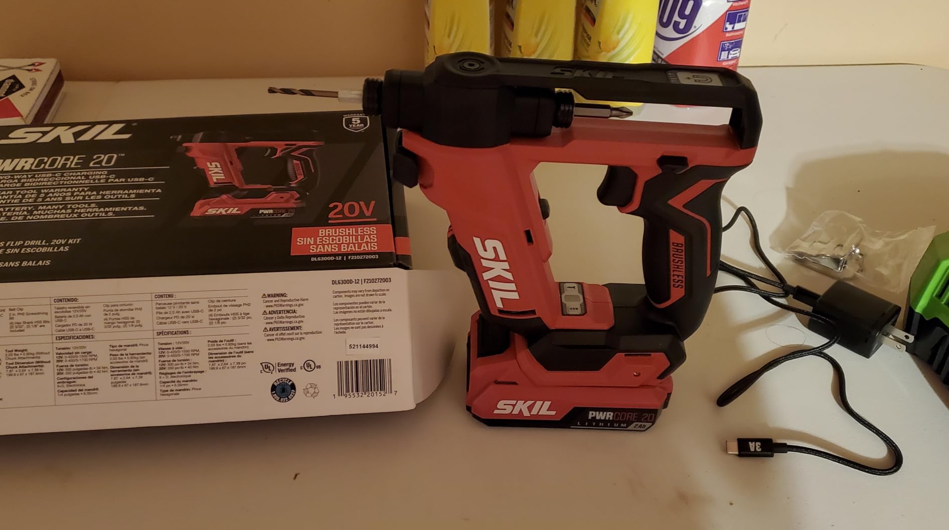 SKIL PWR CORE 20 Brushless 20V Flip Drill Driver Kit with Double Collect Flip Head, Torque Settings & Magnetic On-board Storage, Includes 2.0 Ah USB-C Battery and Charger - DL6300D-12 customer photo 2
