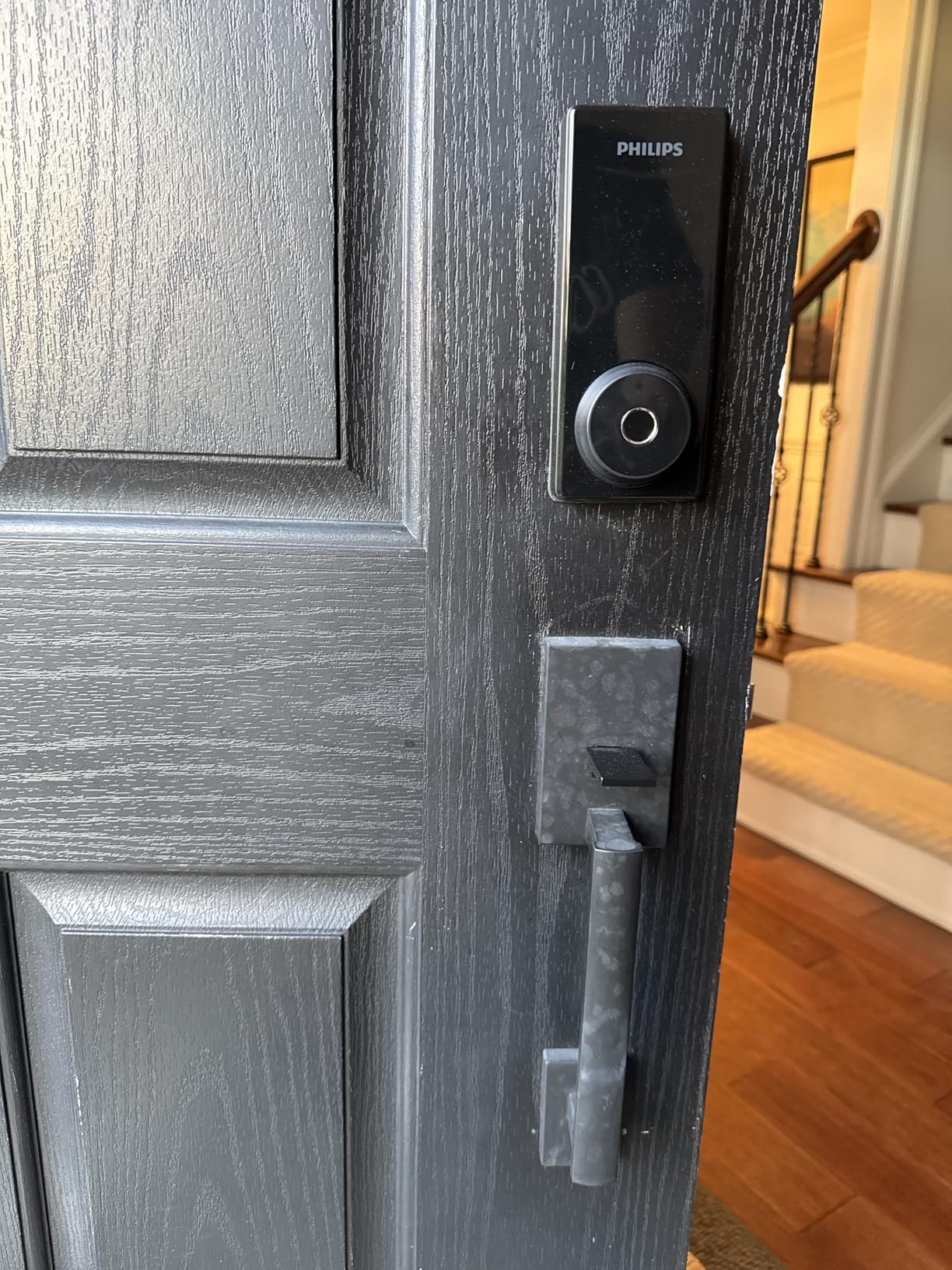 Philips Wi-Fi Smart Lock with Handle, Keyless Entry Keypad Door Lock with Handle, Front Door Deadbolt Set with WiFi Gateway, App Control, Fingerprint Unlock, PIN Code Unlock, Auto Locking customer photo 1