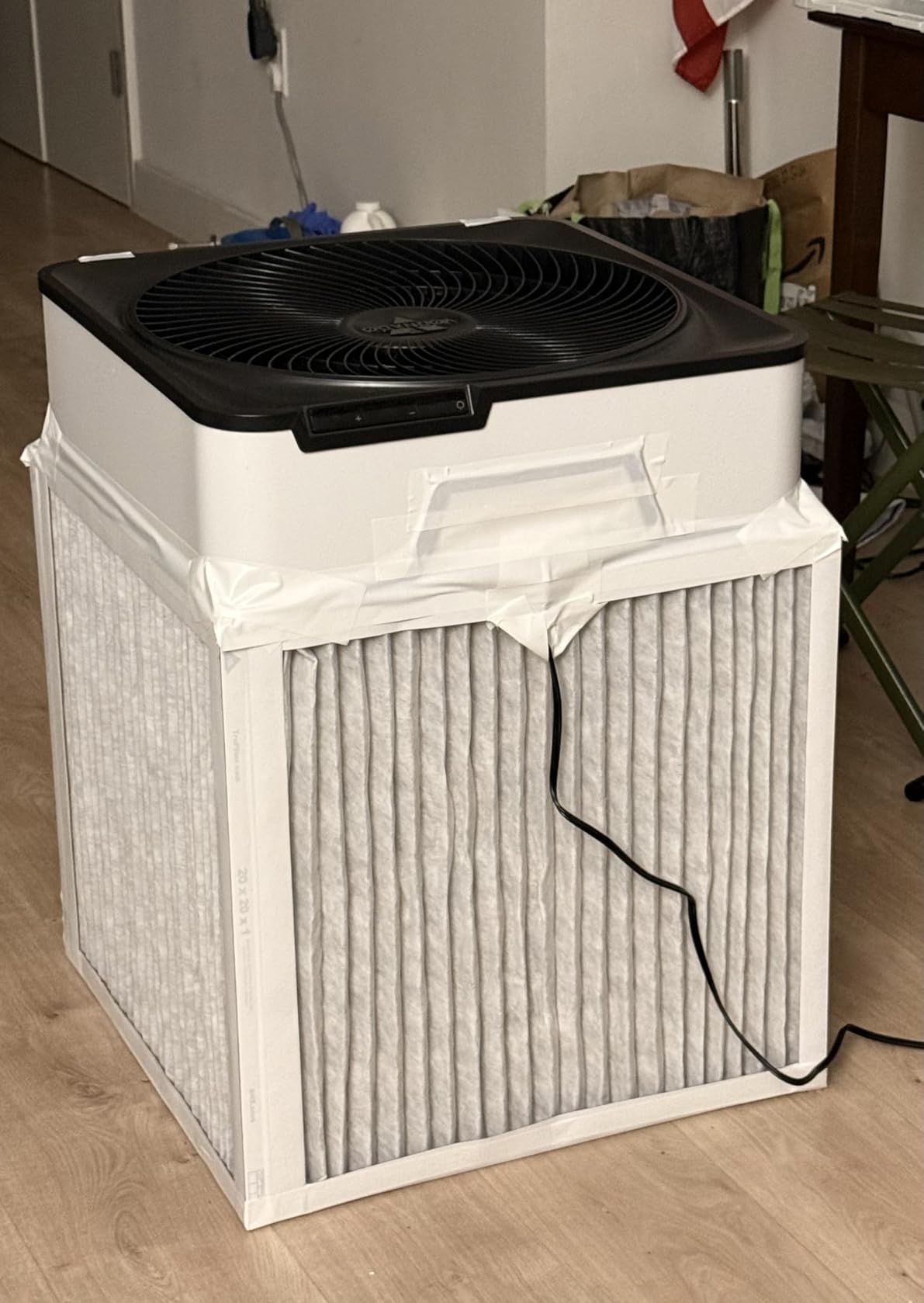 Vornado Model 80 High Velocity Electric Box Fan with Removable Grille, 5 Speed Settings, Powerful Airflow, Whole Room Air Circulation, Targeted Cooling, Cord Storage, Durable Floor Fan, Ice White customer photo 2