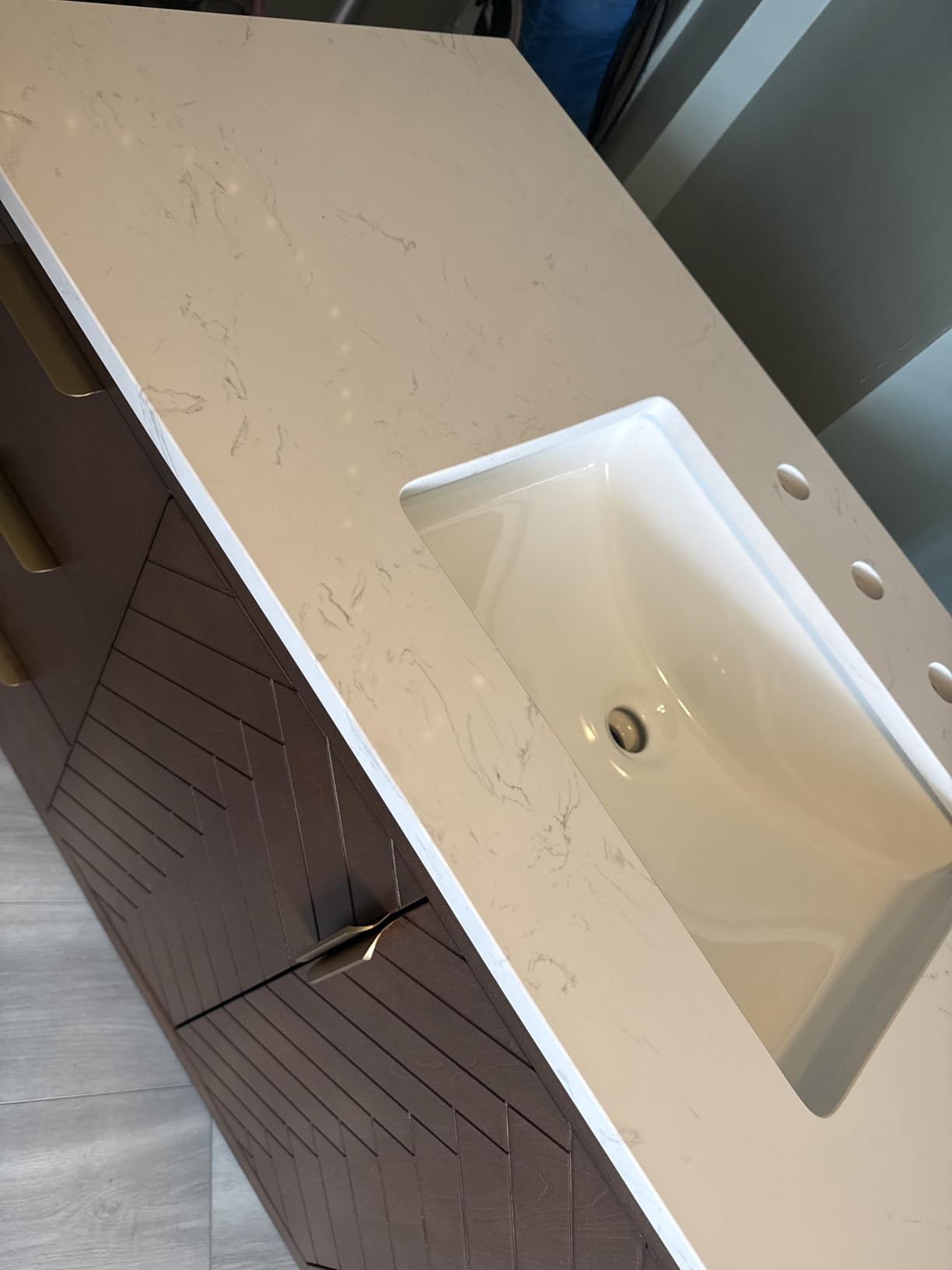60 Inch Bathroom Vanity with Double Sink, Modern Solid Wooden Frame Bathroom Sink Cabinet with Soft Closing Doors & Dovetail Drawers, Quartz Countertop, Adjustable Feet, Steel Blue customer photo 2