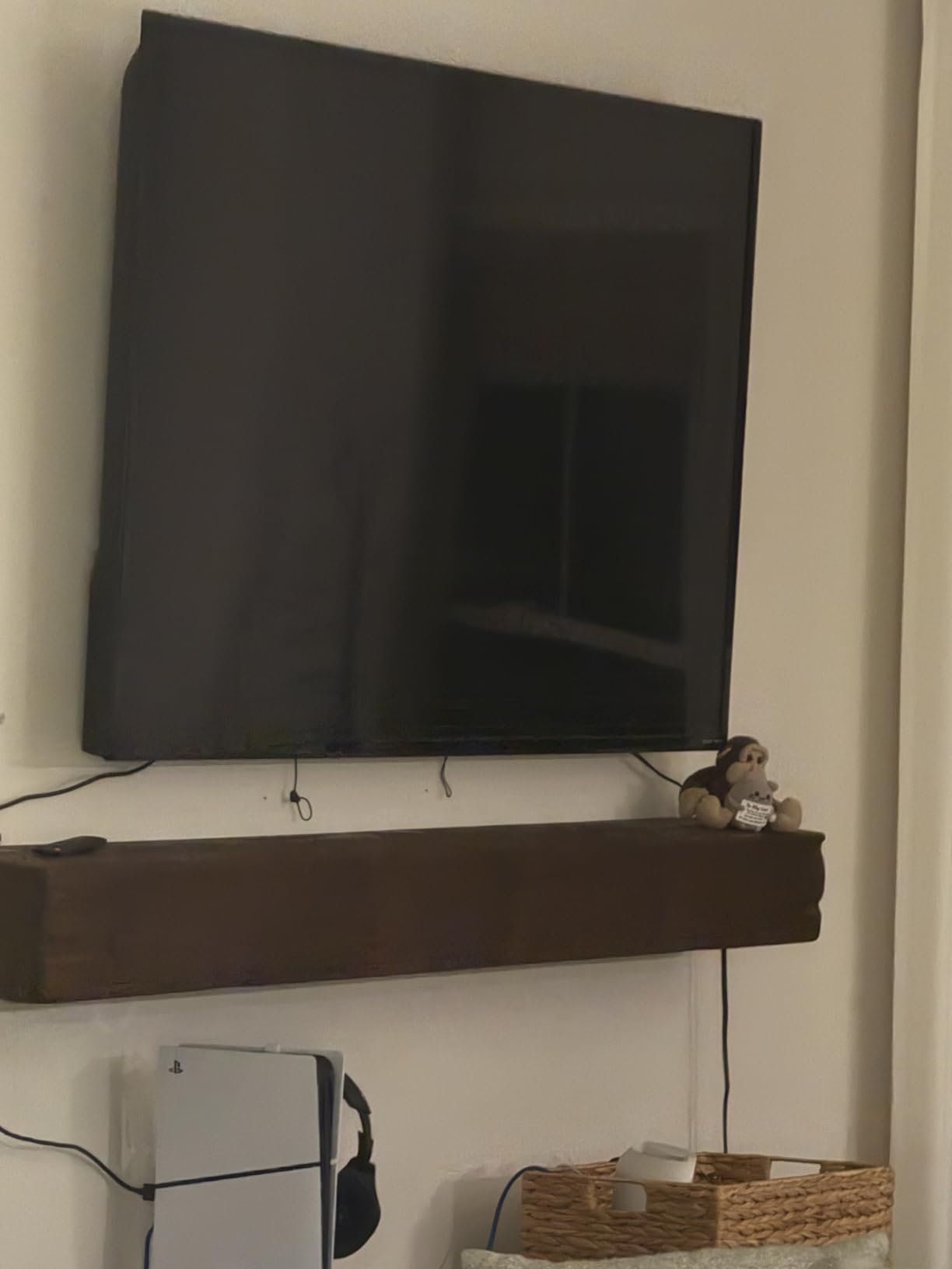 Samsung 43-Inch Class QLED Q7F Series Samsung Vision AI Smart TV (2025 Model, 43Q7F) Quantum HDR, Object Tracking Sound Lite, Q4 AI Gen1 Processor, 4K Upscaling, Gaming Hub, Alexa Built-in customer photo 2