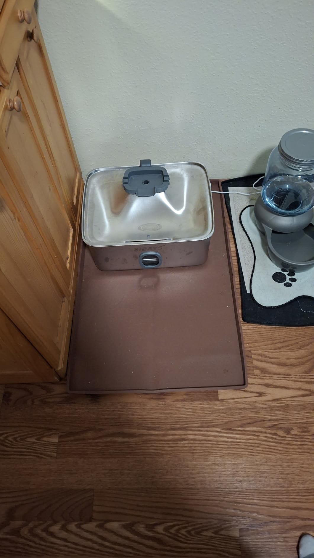 SIBAYS 4Gal/15L Large Dog Water Fountain, Stainless Steel Pet Fountain with Water Window & LED Light, Ultra Quiet Automatic Dog Water Bowl Dispenser for Large Dogs & Multi-pet, Easy to Clean FS76 customer photo 1
