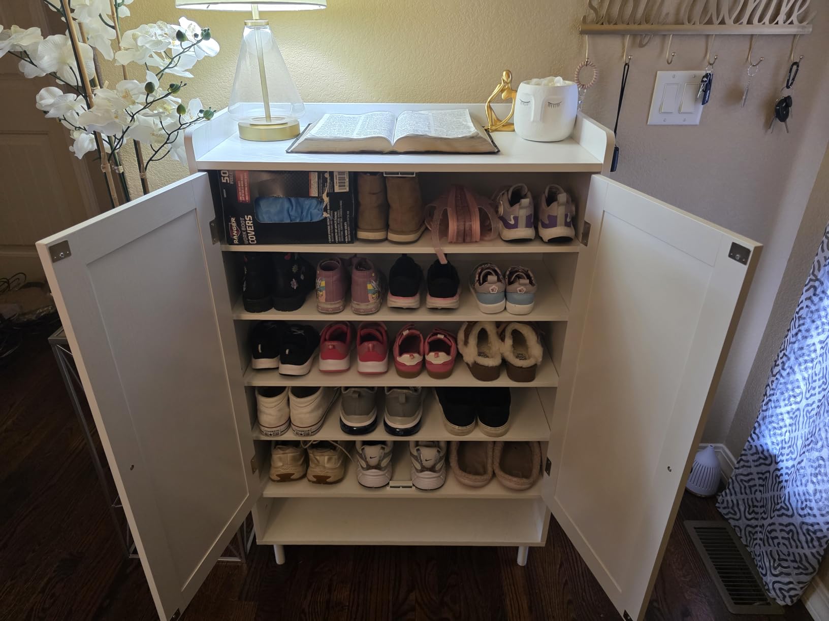 ONBRILL Shoe Cabinet with Cross Molding Doors, 6-Tier Shoe Storage Cabinet with 3 Adjustable Shelves and Metal Legs, 45