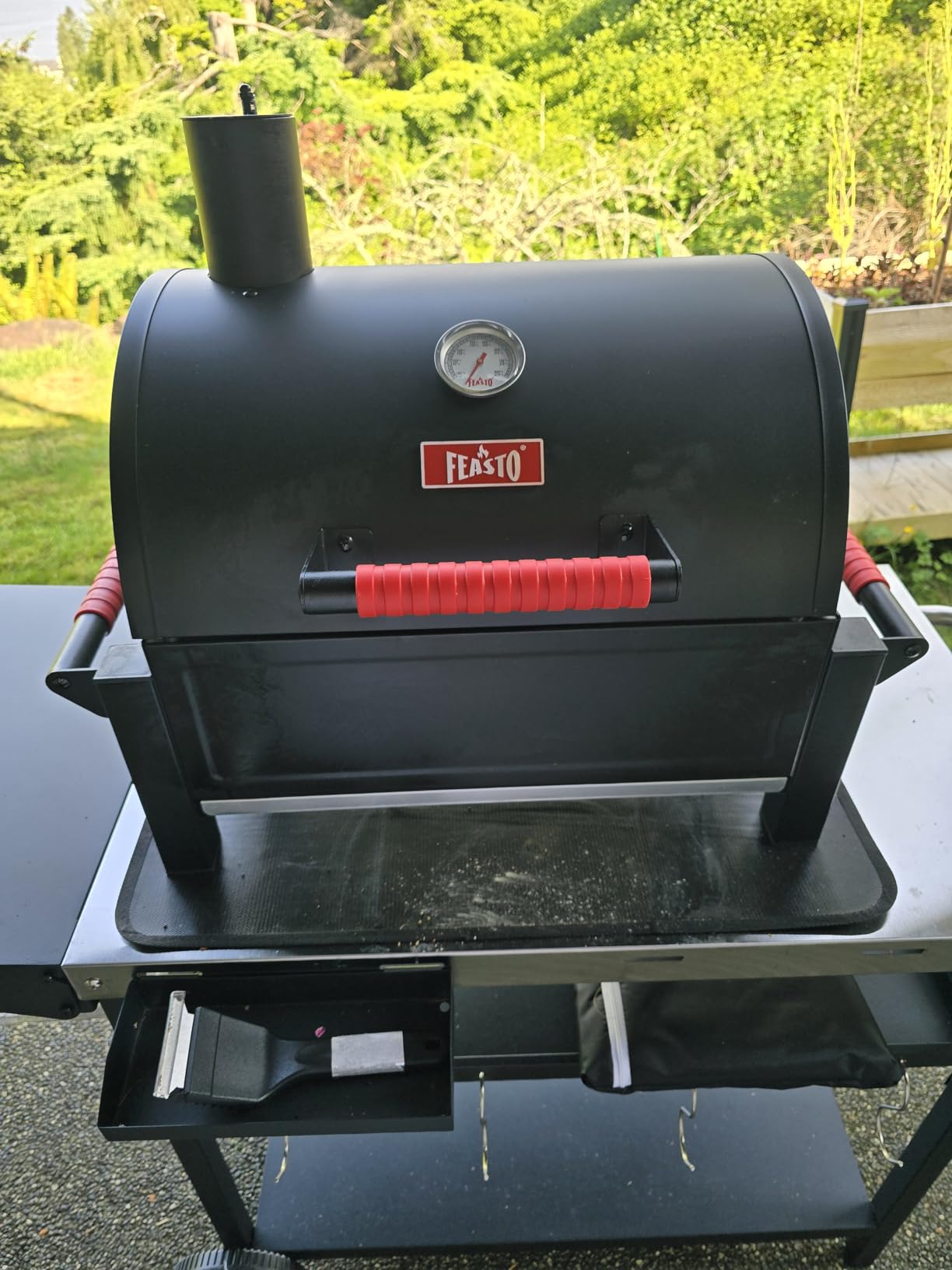 Feasto Heavy-Duty 30-Inch Charcoal Grill with Offset Smoker Grill, Side Table & 815 Sq. In Cooking Space, Outdoor BBQ Grill for Outdoor Barbecue in Backyard, Patio and Parties, Black customer photo 1