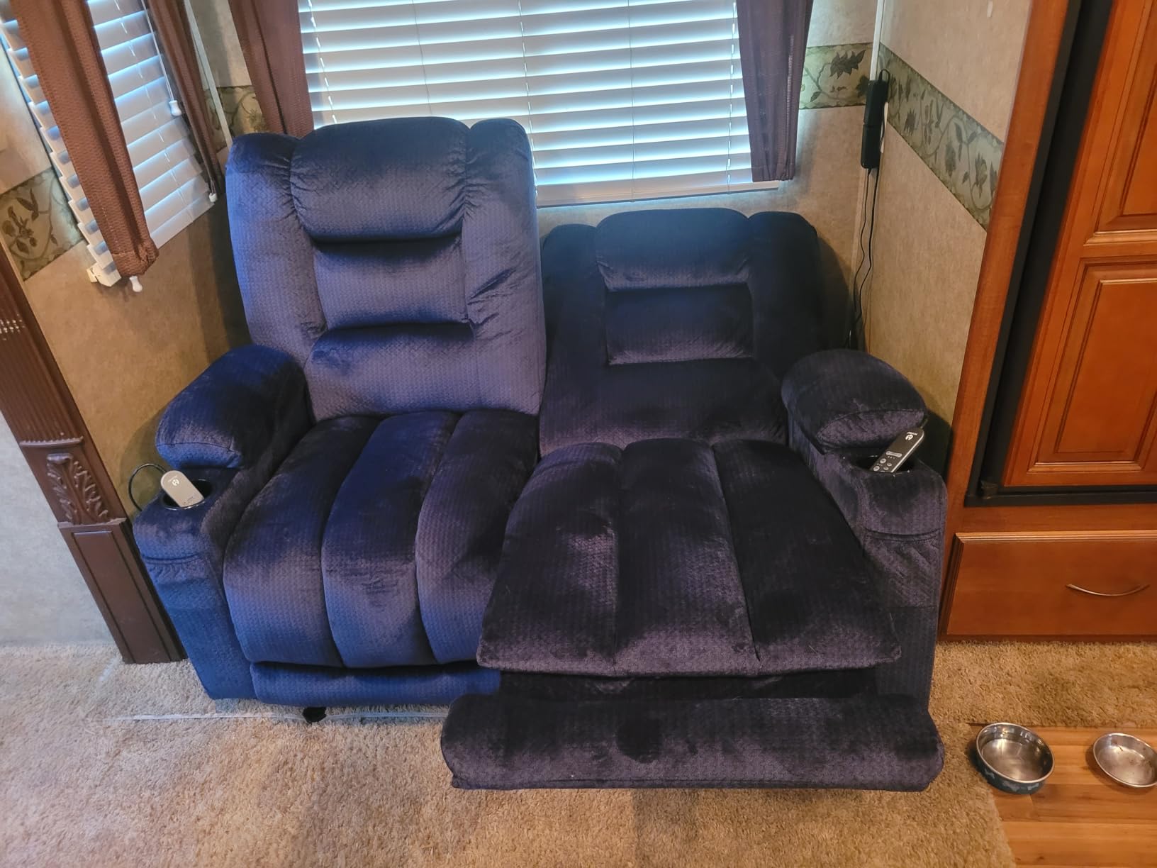 MCombo Zero Gravity Power Reclining Sofa with Heat and Vibration Massage, 3 Seater Reclining Couch with USB Ports, Cup Holders for Living Room, Fabric PR648SET (Grey) customer photo 1