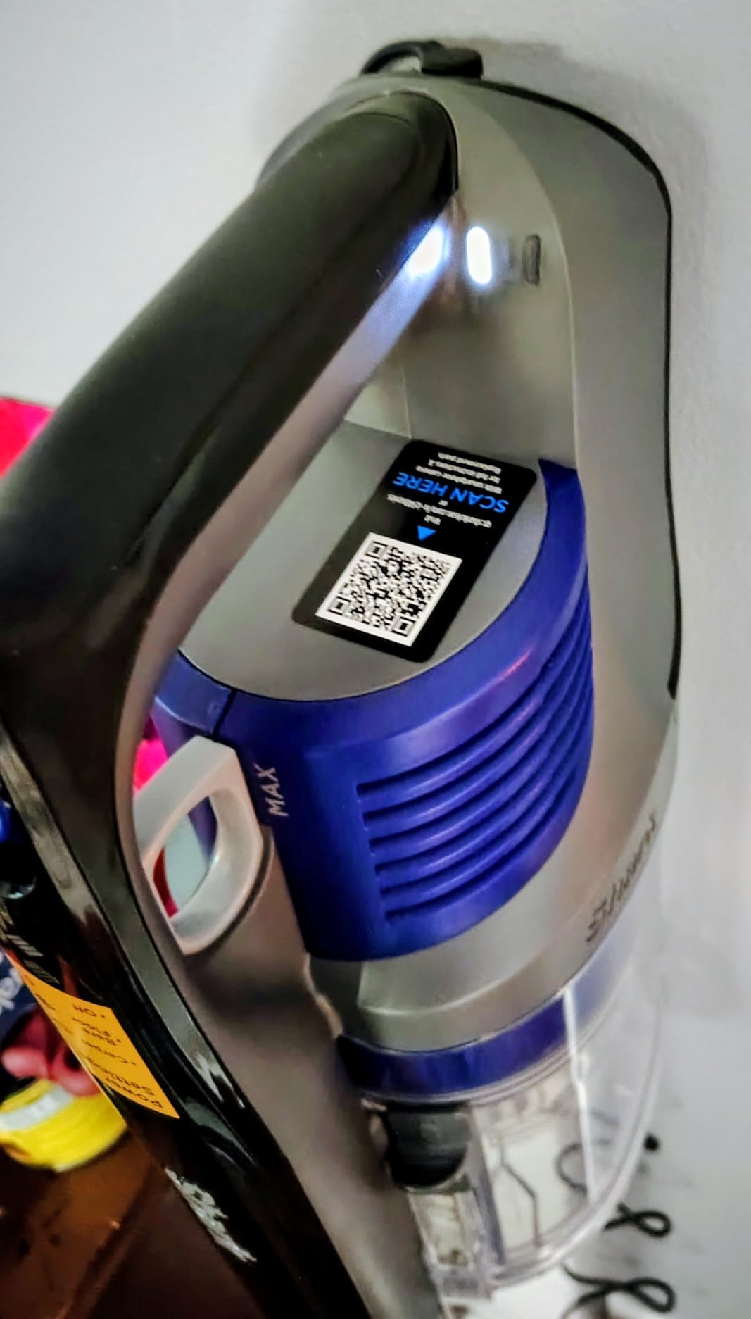 Shark PowerPro Reveal Plus Cordless Vacuum, FloorDetect and Dirt-Reveal Technology, HEPA Filter, Carpet and Hard Floor, Rechargeable, Charcoal, IZ376H customer photo 1
