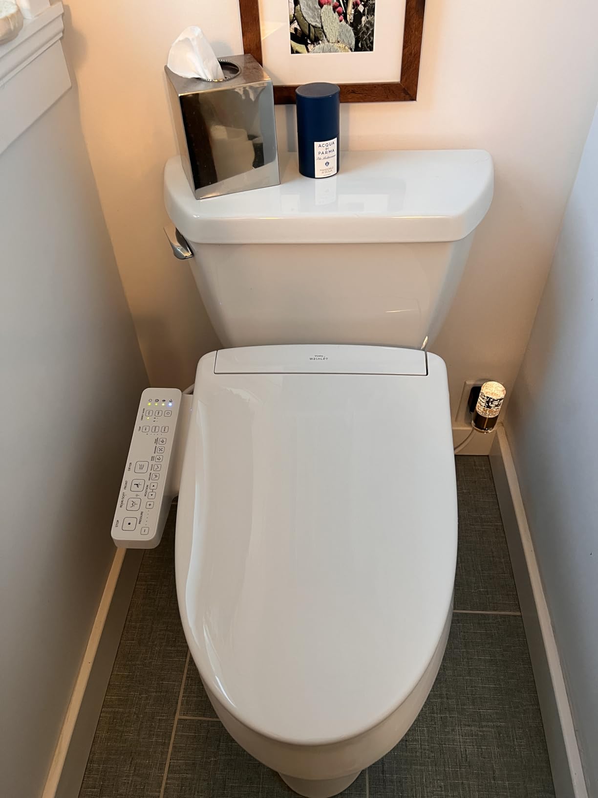 TOTO WASHLET S2 Electronic Bidet Toilet Seat with Instantaneous Water Heating, PREMIST and EWATER+ Wand Cleaning, Elongated, Cotton White customer photo 1