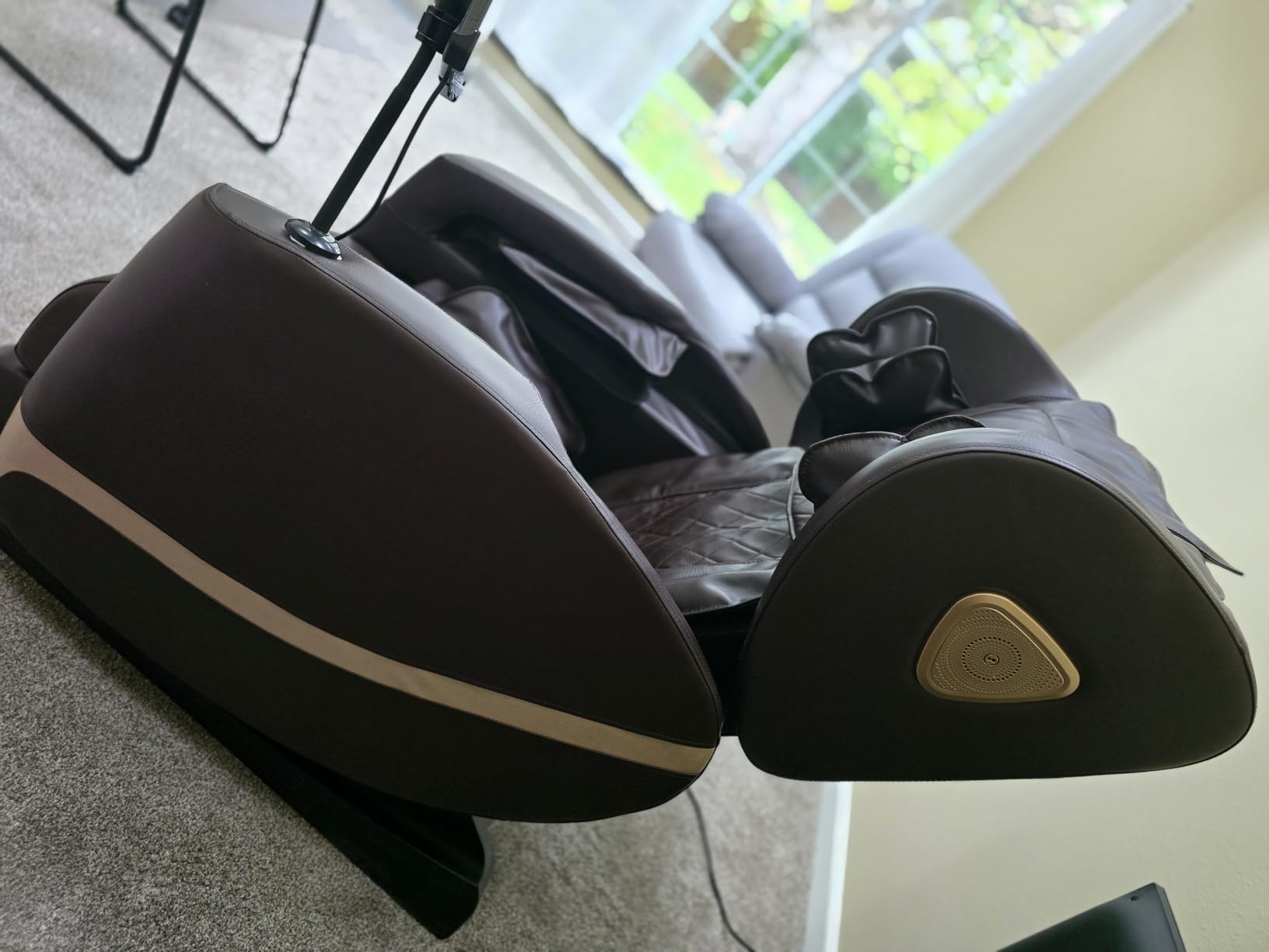 FURNIMAT 2026 Massage Chair Full Body, Zero Gravity Massage Chair with 10 Fix Rollers, Airbags, Heating, Foot Massage, Auto Modes, Bluetooth Speaker, Smart Screen Controller (Brown Premium) customer photo 1