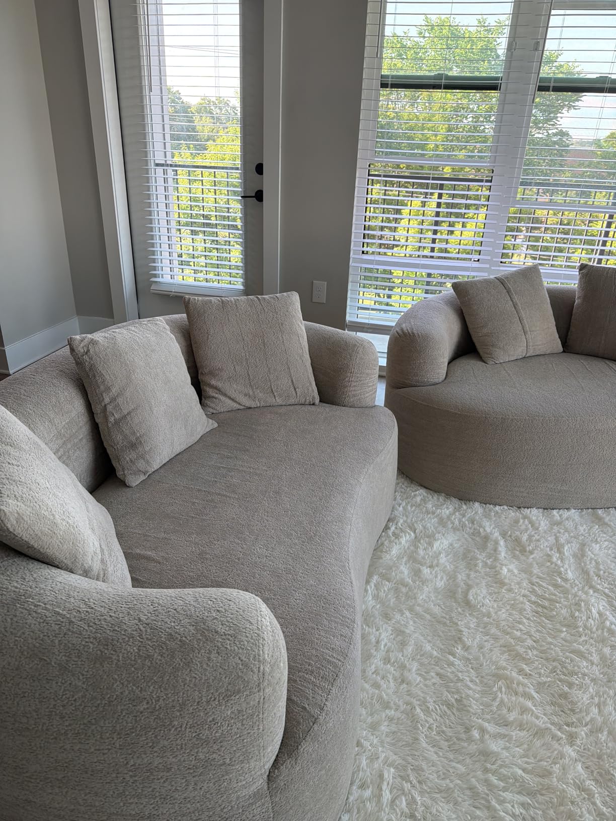 Oversized Sectional Sofa for Living Room, Modern Luxury Plush Chenille 4-Seater Extra Deep & Wide Seat Curved Cloud Couch with 4 Throw Pillows, No Assembly Needed, Cream White customer photo 1