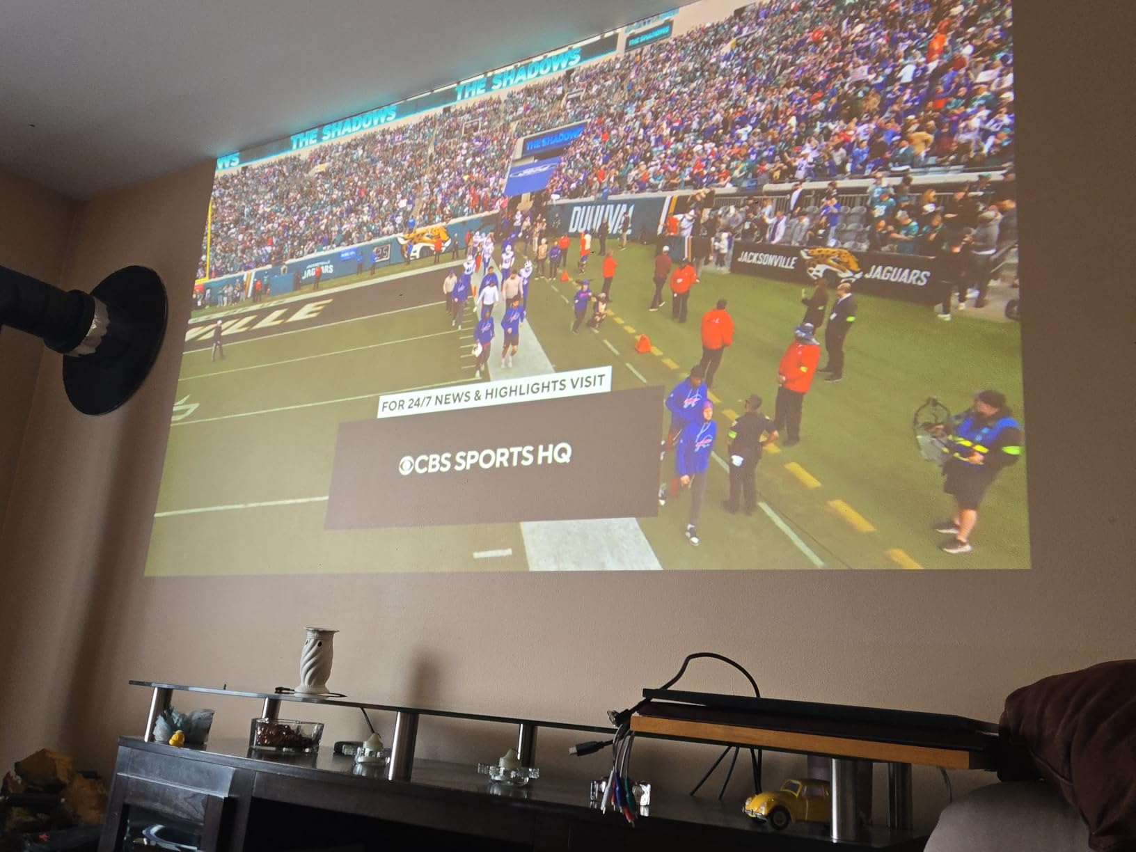 Epson Home Cinema 980 3-Chip 3LCD 1080p Projector, 4000 Lumens Color and White Brightness, Streaming/Gaming/Media Room, Built-In Speaker, Auto Picture Skew customer photo 1