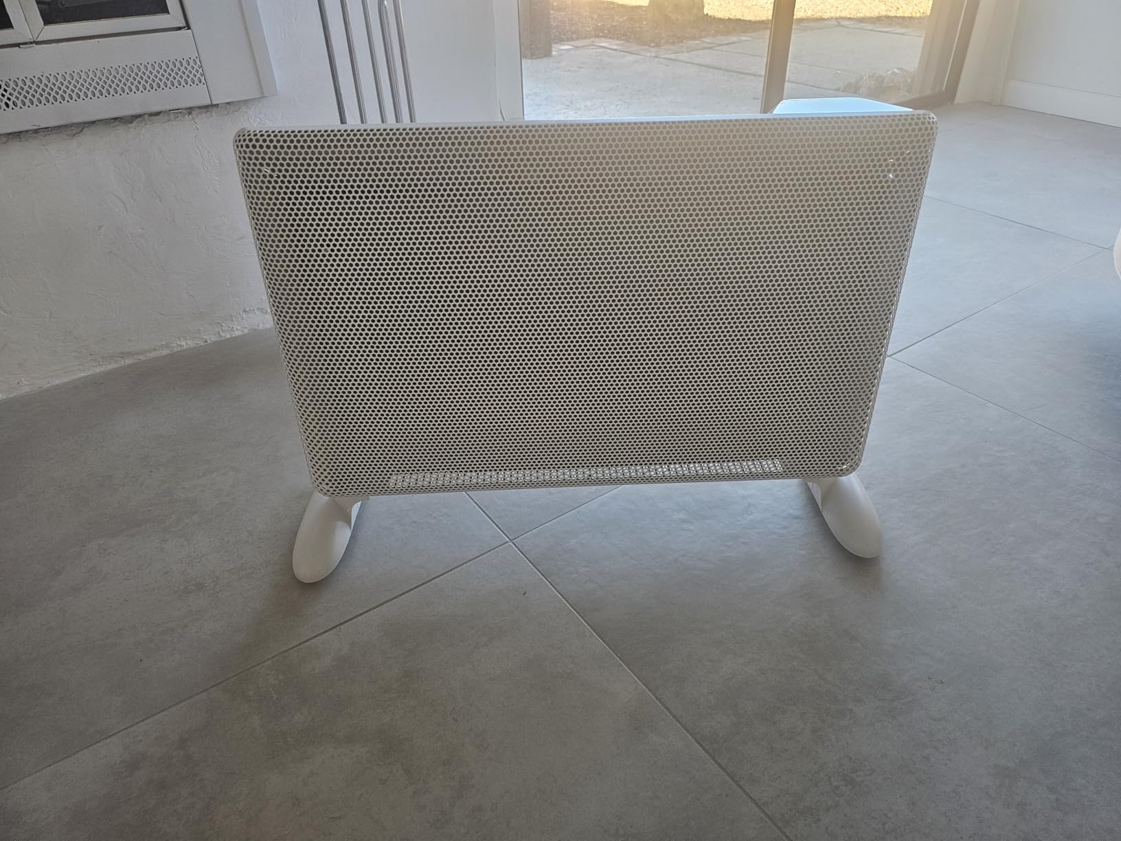 Ballu Mica Infrared Space Heater Indoor Use, Large Room Panel Heater with Programmable Thermostat, WiFi App Control, Portable Stand or Wall Mount, Energy Efficient Smart Quiet Heater, Work with Alexa, White customer photo 2