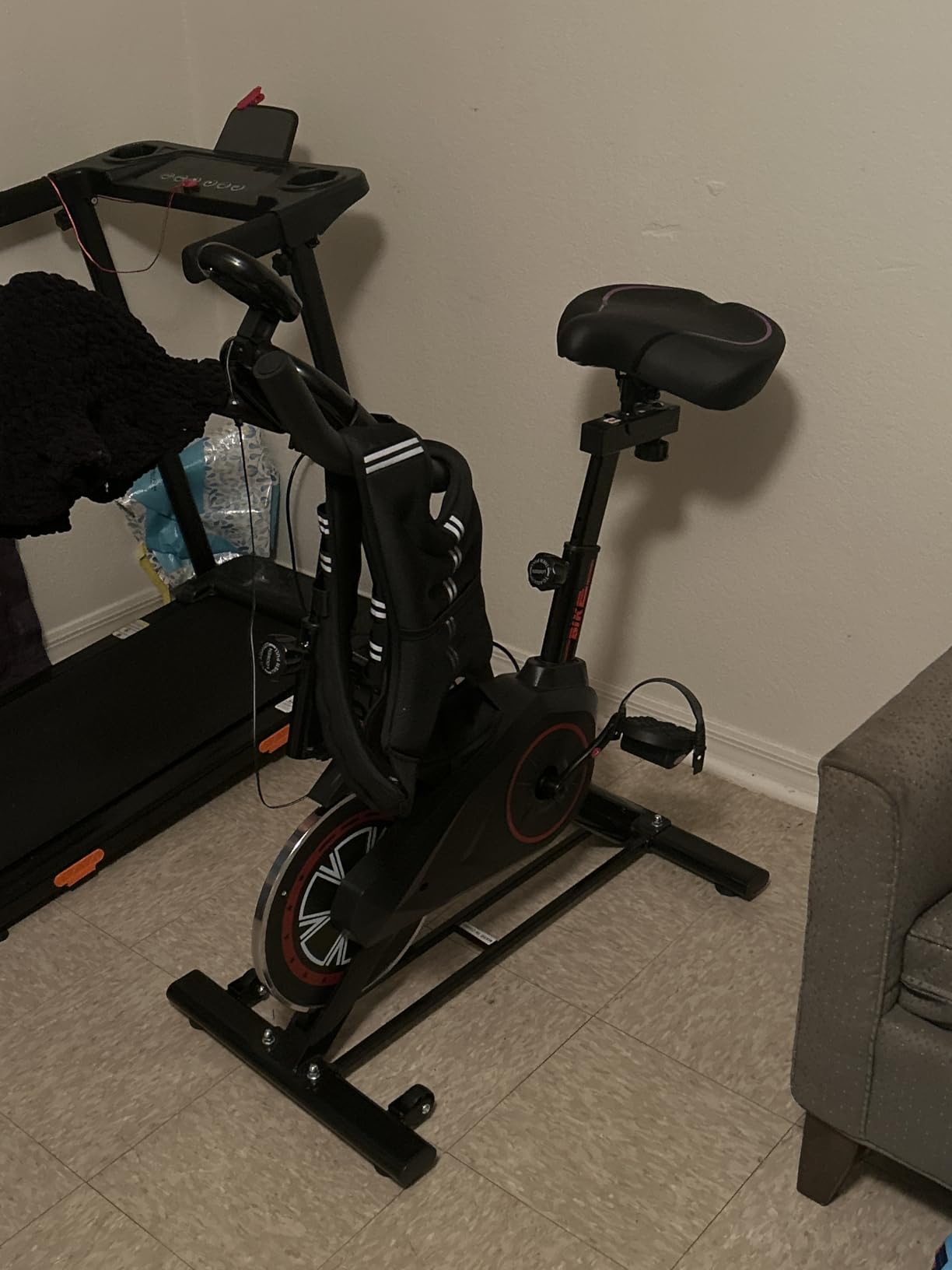 RELIFE REBUILD YOUR LIFE Exercise Bike, Friction Stationary Bike for Home customer photo 1