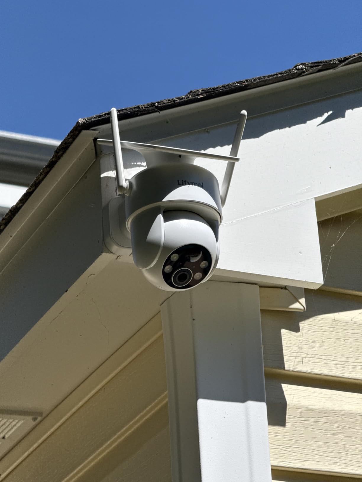 LITYMOL 2K 2.4g WiFi Security Cameras Wireless Outdoor, 360° View Solar Cameras for Home Security, Color Night Vision, AI Detection, 2-Way Audio, Spotlight Siren Alarm, SD/Cloud Storage customer photo 2