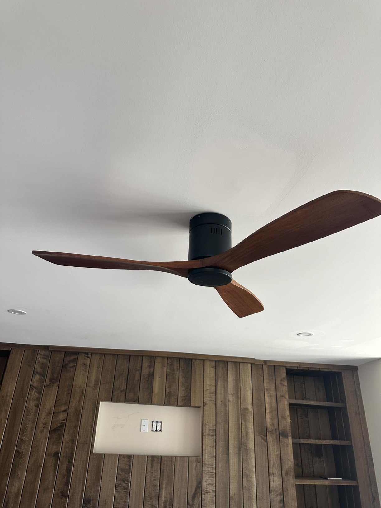Sofucor 52 Inch Solid Wood Smart Ceiling Fan with Light customer photo 2