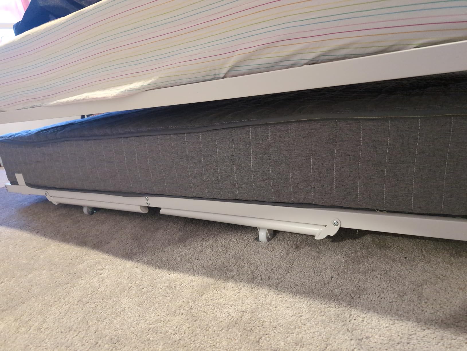 Jocoevol Daybed with Trundle and LED Light, Heavy Duty Metal Twin Bed Frame with Movable Charging Station, Day Bed Pop Up Trundle Bed Twin for Living Room, Bedroom and Guest Room, White customer photo 2
