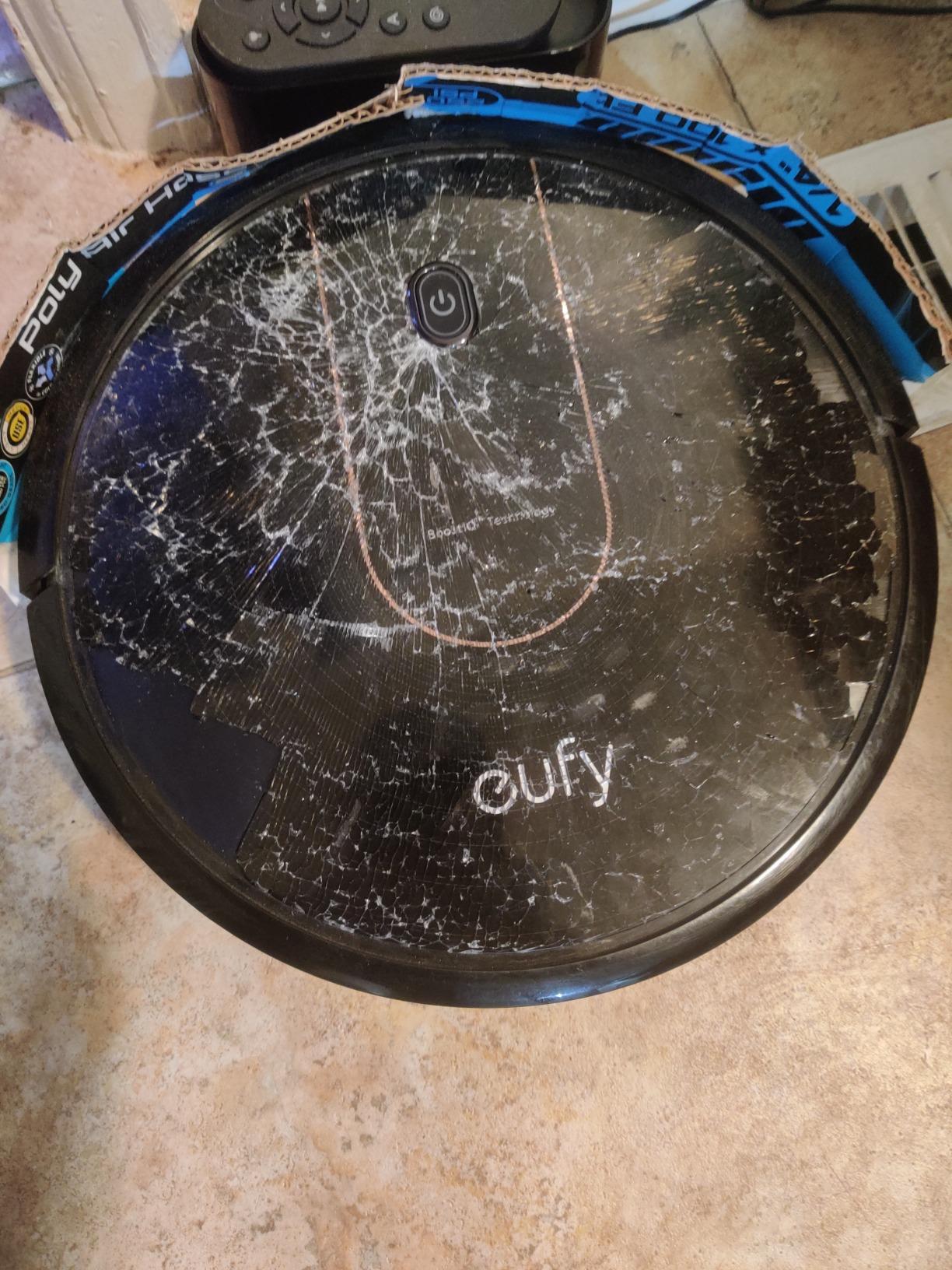 eufy C28 Robot Vacuum and Mop Combo, 15,000 Pa Suction, HydroJet Always Fresh Roller Mop, Upgraded from X10 Pro, Zero-Tangle Design for Pet Hair, Auto Mop Washing&Drying, Self-Emptying&Refilling customer photo 1