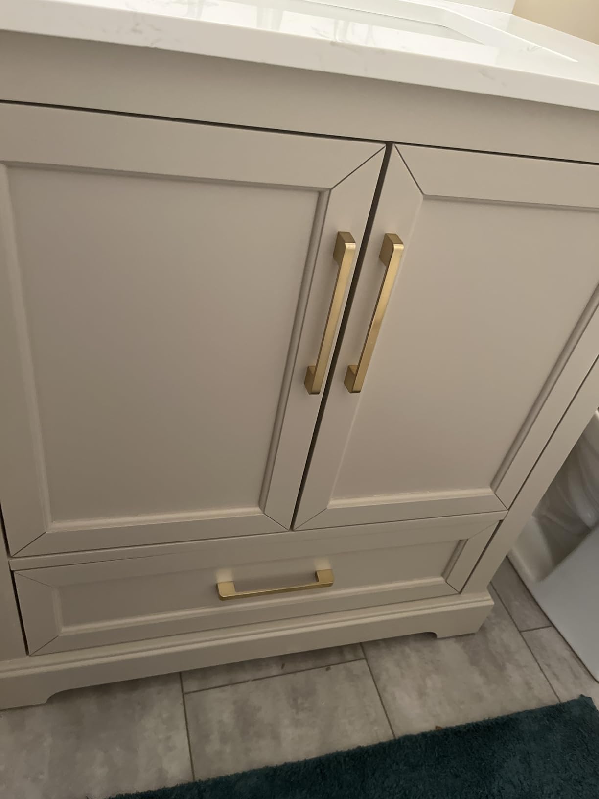 60 Inch Bathroom Vanity with Double Sink Combo, Solid Wood Frame with Mable Top &Backspalsh, Fully-Assembled with Soft-Closing Doors & 5 Drawers, Greige customer photo 2