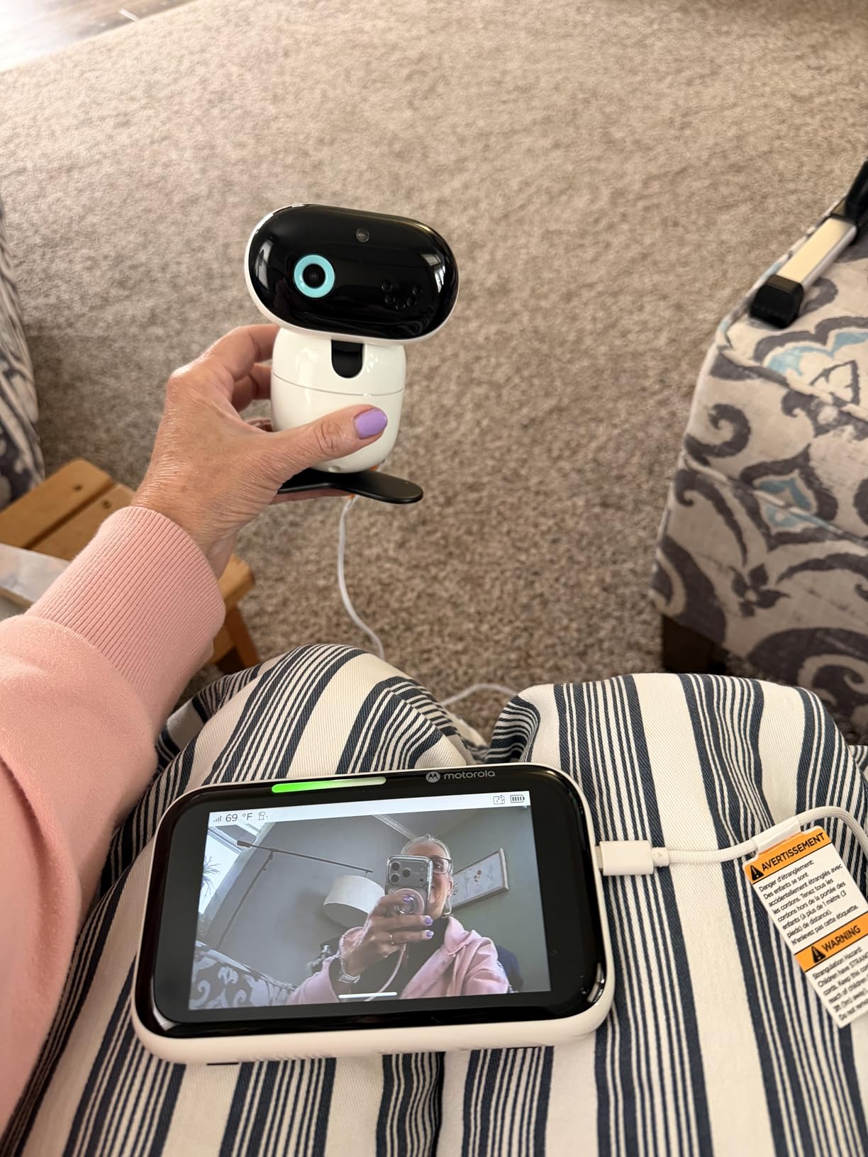 Motorola Nursery PIP1710 Connect Baby Monitor with AI Cry Detection & Translation, Wi-Fi HD Camera, 5