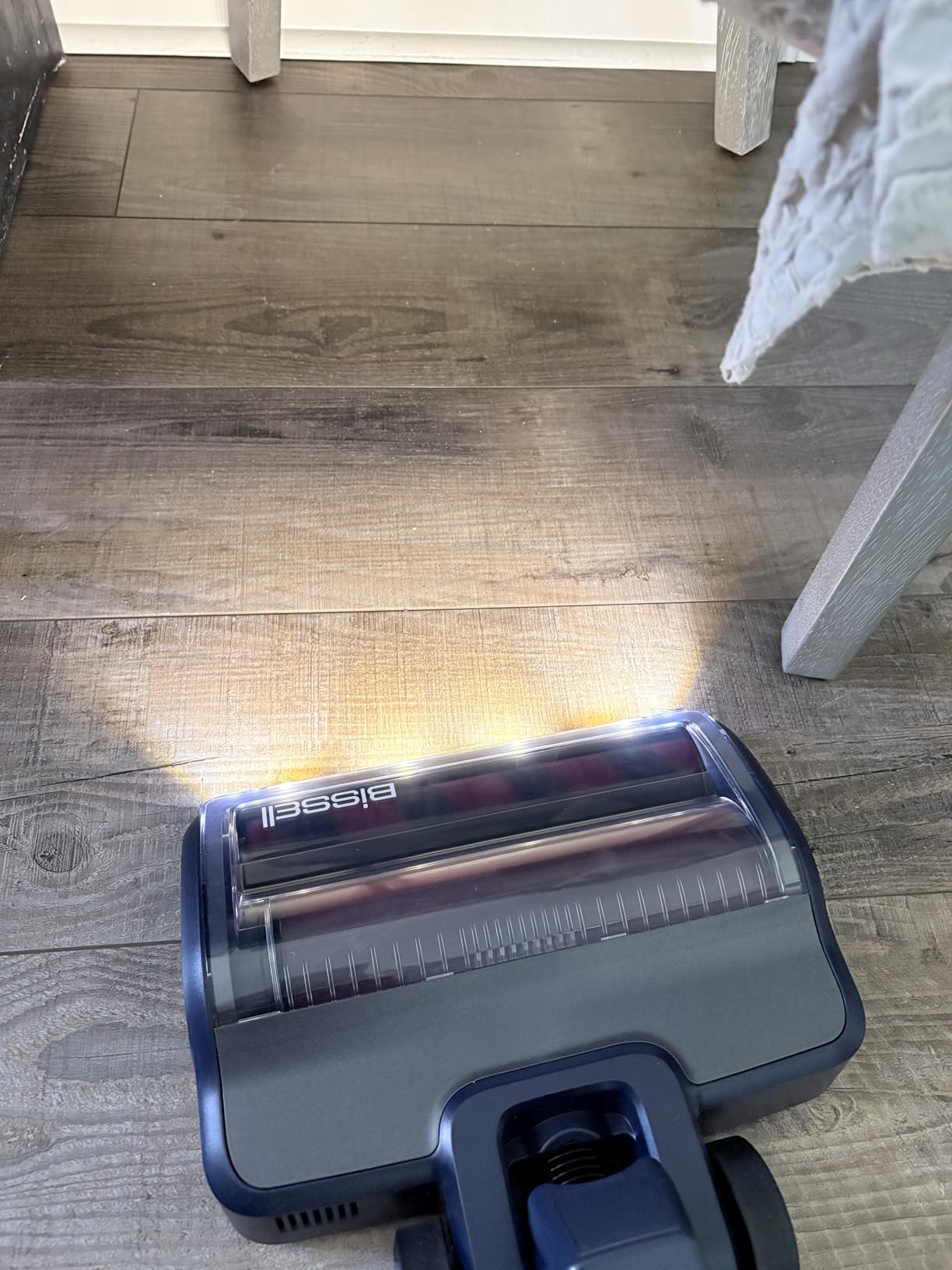 Bissell PowerClean DualBrush 280W Self-Standing Cordless Vacuum, DualBrush & AutoAdapt Tech, Self-Cleaning Brush Roll, Strong Suction, Removeable Battery, Upholstery Tool & Bright Headlights, 4196K customer photo 1