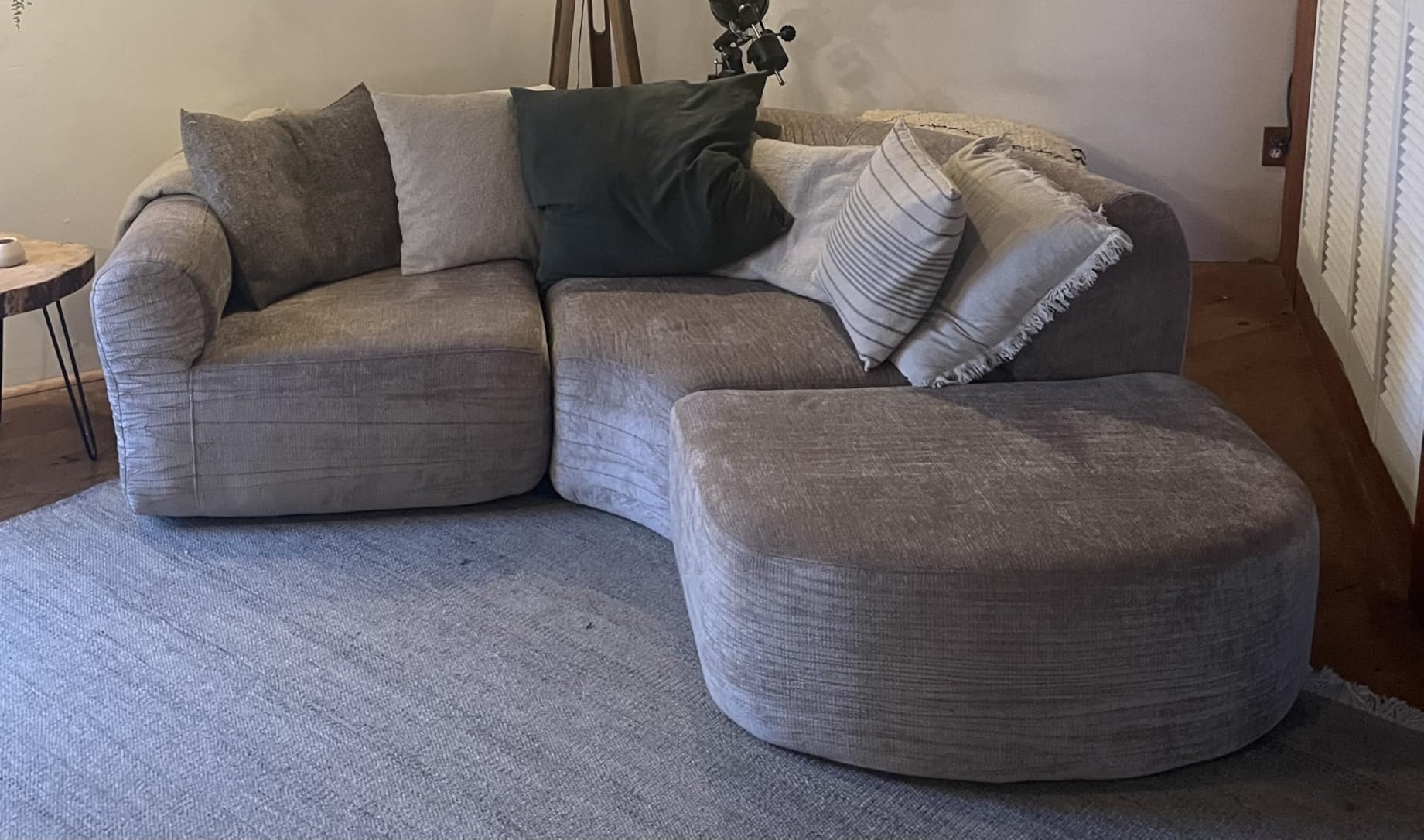 Merax Modern Curved Sectional Sofa with Ottoman, Couch 4-Piece Set High-Density Compressed Sponge, Fully Assembled, Right Hand Facing, Plush Deep Seat for Living Room, Lounge, Apartment, Espresso customer photo 1