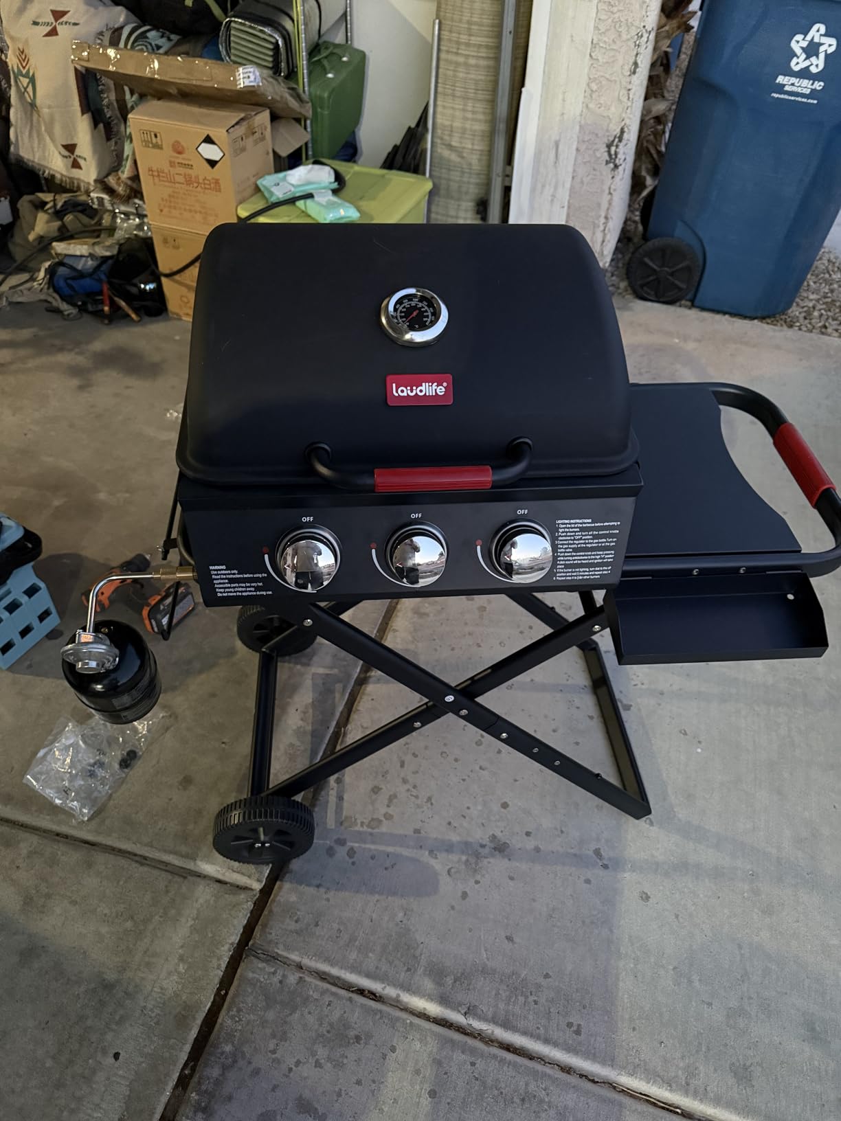 LAUDLIFE Gas and Charcoal Grill Combo with Side Burner, 3 Burners Propane BBQ Grill, 748 SQ.IN Cooking Space, Non-Stick Enamel Coating Grates, Heavy-Duty Stand for Backyard & Outdoor Barbecue customer photo 2