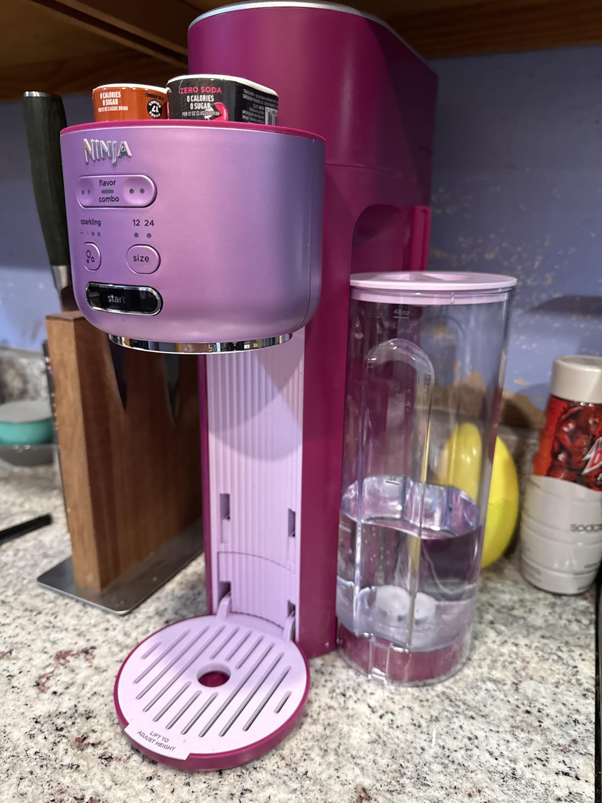 Ninja Thirsti Ultimate Drink System | Still or Sparkling Soda Maker | Create fountain-fresh drinks with 20+ zero or low-calorie flavors | Customize your fizz and flavor | Cyberspace | WC3001BL2 customer photo 1