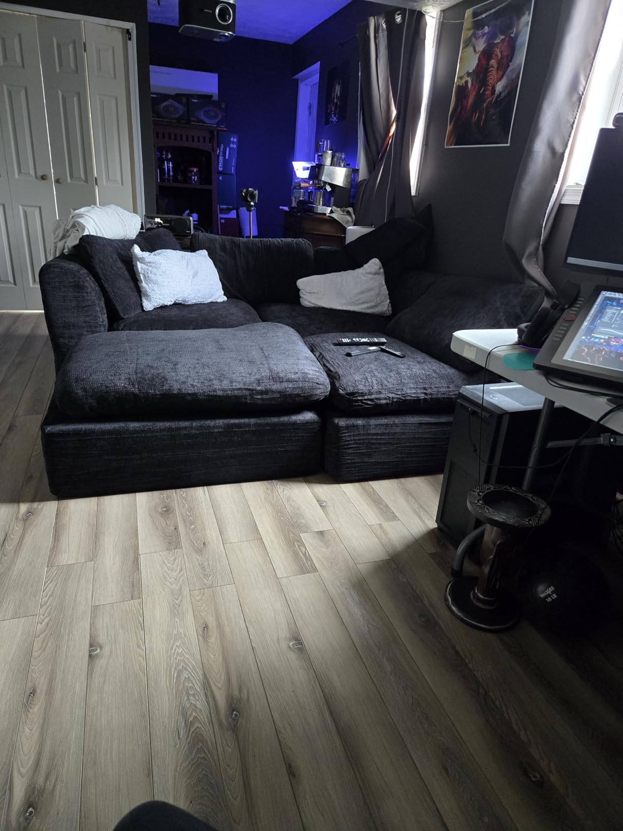 110'' Oversized Cloud Sectional Boneless Couch for Living Room, Modern Big Compressed L Shape Couch with Ottoman & 2 Throw Pillows, Comfy Chenille Deep Seat Memory Foam Spineless 4 Seater Sofa, Black customer photo 2