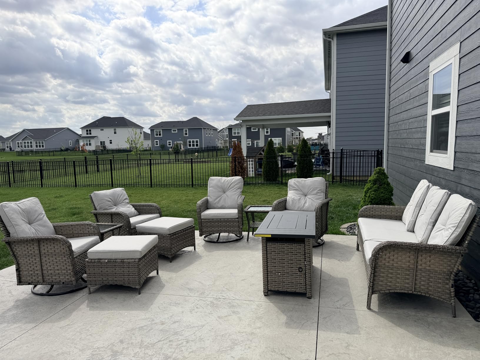 Aoxun 10-Piece Patio Furniture Set with 44