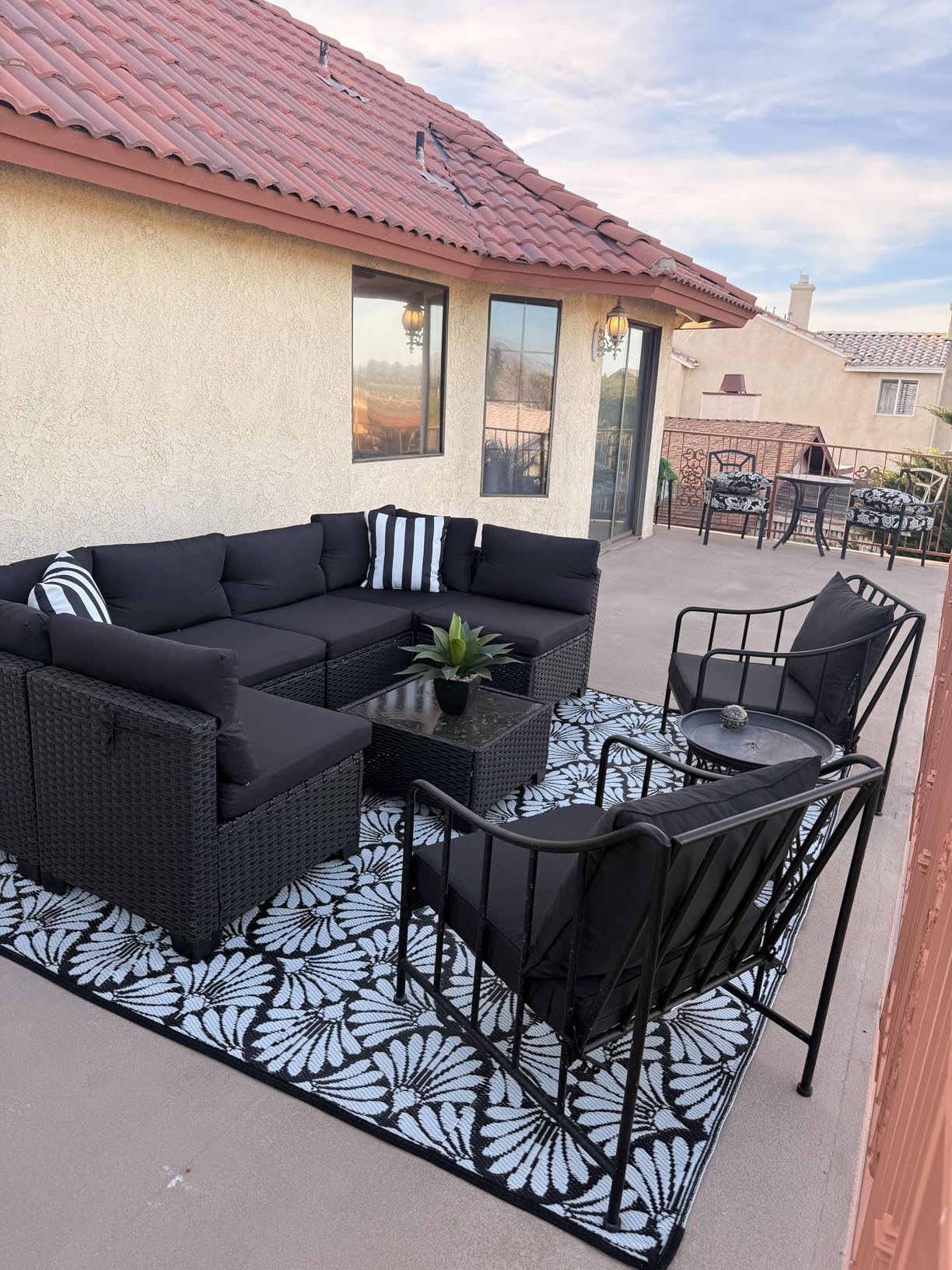 LOUVIXA 7 Piece Outdoor Patio Furniture Set, Outdoor Sectional Sofa, Wicker Rattan Patio Furniture, Patio Conversation Set with Coffee Table & Cushions customer photo 2