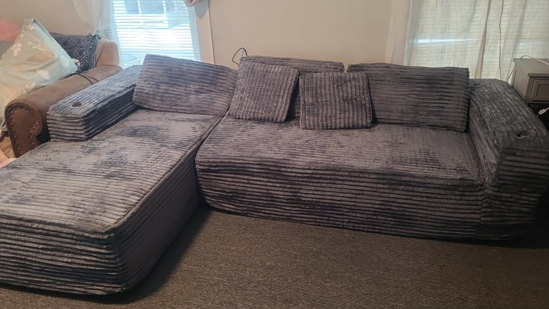 Shintenchi Boneless Couches for Living Room, Modular Sectional Sofa with 2 Cup Holders, Memory Foam Cloud Couch with L Shaped Oversized Chaise customer photo 1
