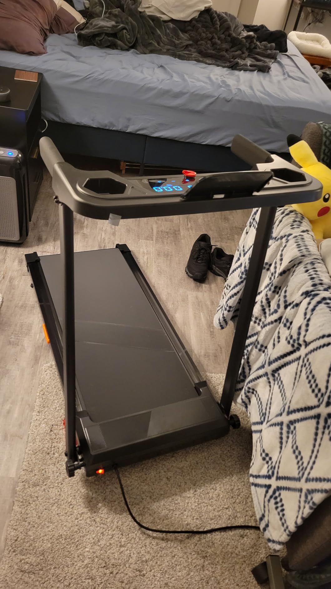 LONTEK 15% Auto Incline Treadmills for Home, 10S Folds Away Portable Treadmill with LED Screen & Handle Bar Up to 300LBS Capacity, 3.0HP 7-Layer Shock-Absorbing Walking Pad Treadmill customer photo 1