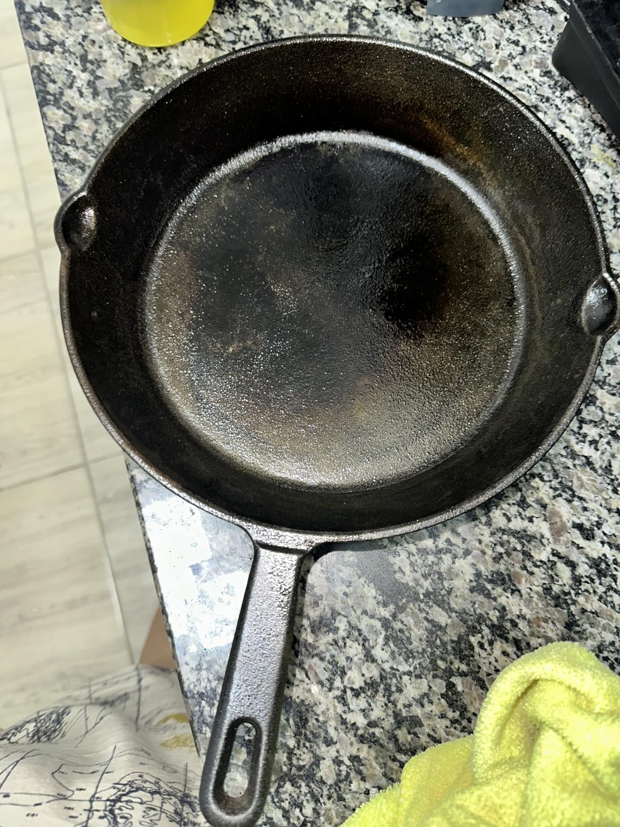 Utopia Kitchen Premium Cast Iron Skillets 3 Piece Set, Chef's Pan, Pre Seasoned Frying Pan, 6, 8 & 10 Inches, PFAS-Free, Stovetop, Campfire & Grill Large Skillet customer photo 1