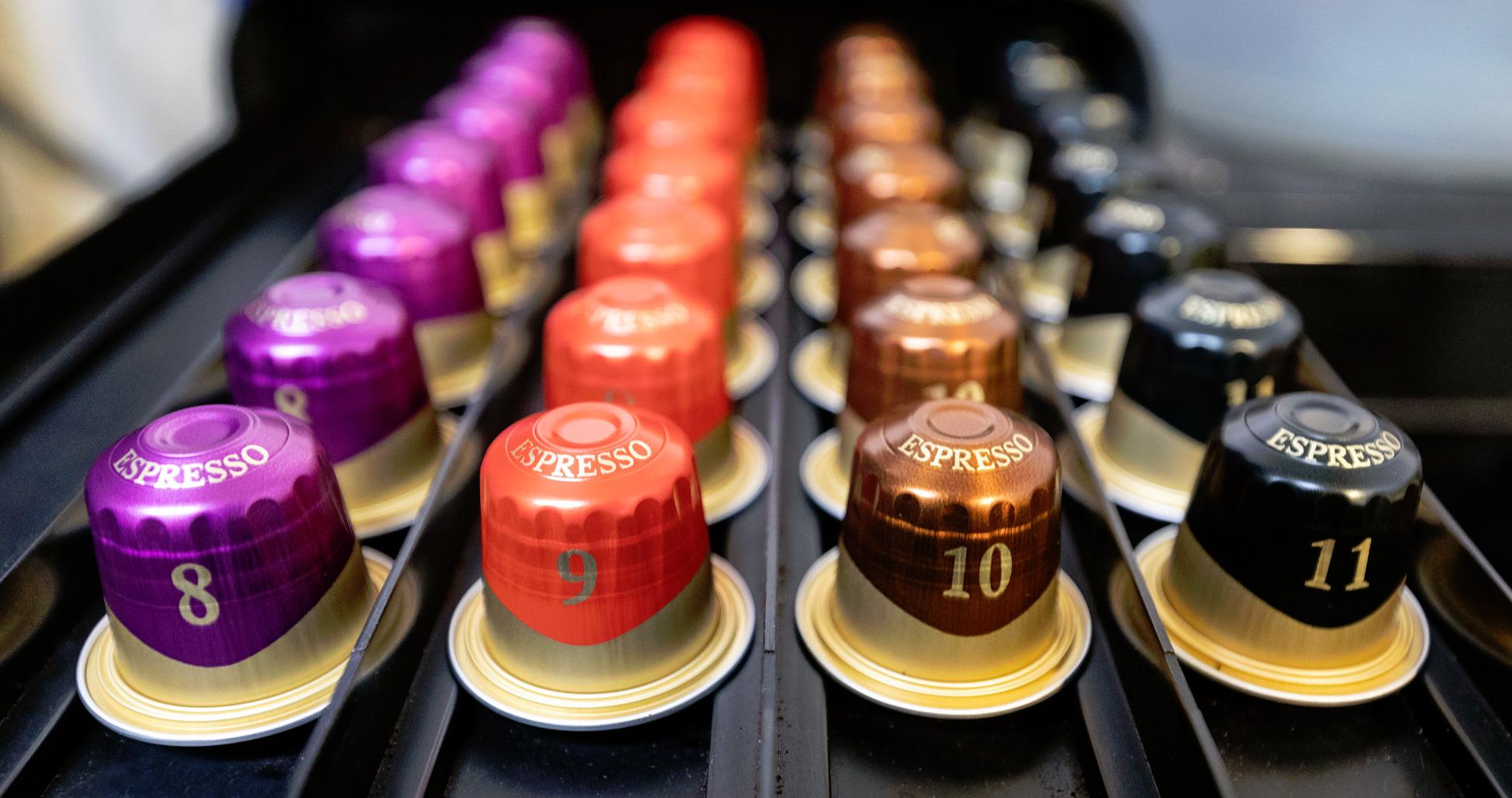 Peet's Coffee, Dark and Medium Roast Espresso Capsules Variety Pack, Compatible with Nespresso Original Machine, 100% Arabica Coffee, 40 Count customer photo 2