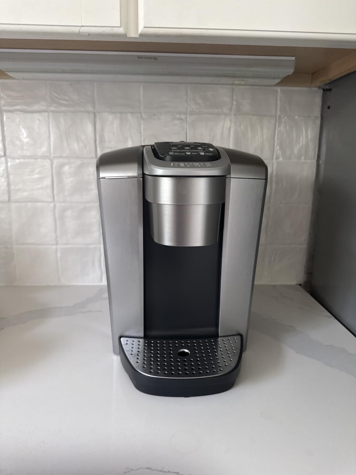 Keurig K-Elite Single Serve K-Cup Pod Coffee Maker, with Strength and Temperature Control, Iced Coffee Capability, 8 to 12oz Brew Size, Programmable, Brushed Gold customer photo 2