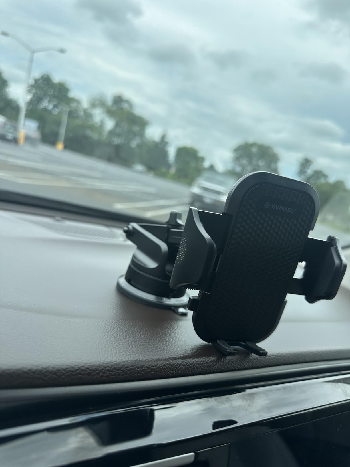 [True Military-Grade] Car Phone Holder VANMASS [Upgraded Strongest Suction&Clip] Cell Phone Mount for Dashboard Windshield Vent Kit, Truck Cradle Stand for iPhone 17 Pro Max 16 15 14 Android, Ink Black customer photo 1