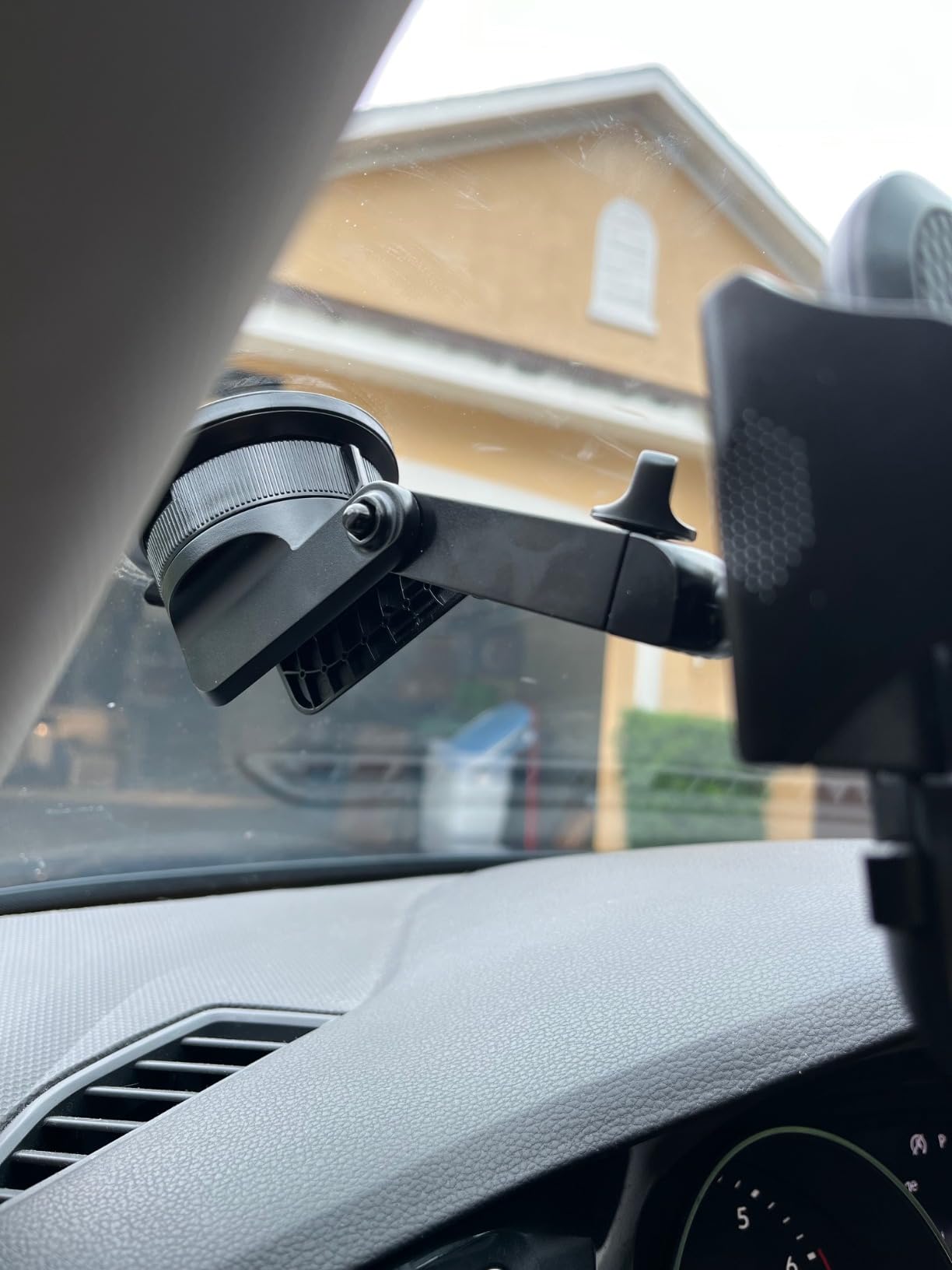 [True Military-Grade] Car Phone Holder VANMASS [Upgraded Strongest Suction&Clip] Cell Phone Mount for Dashboard Windshield Vent Kit, Truck Cradle Stand for iPhone 17 Pro Max 16 15 14 Android, Ink Black customer photo 2