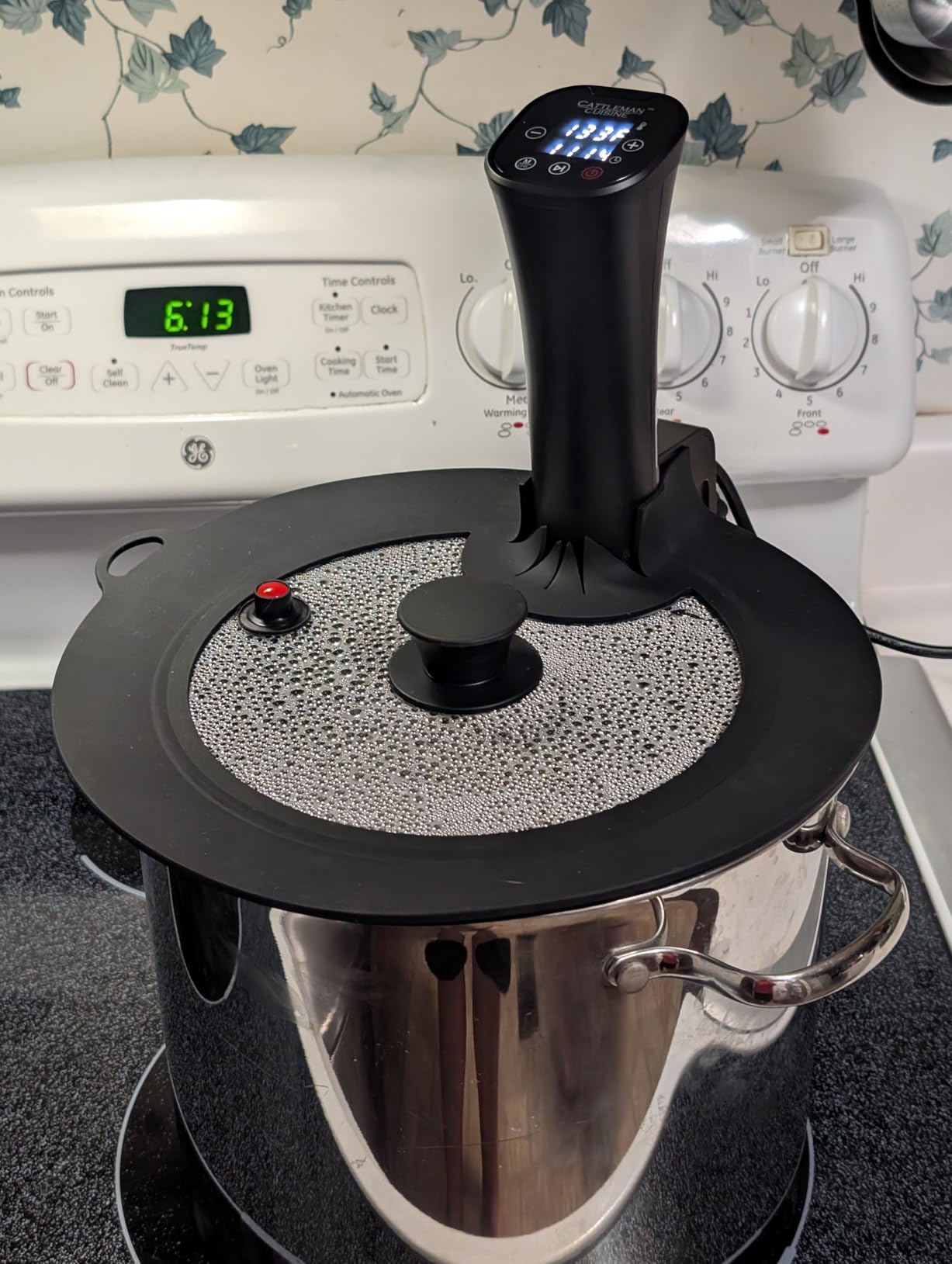Sous Vide Precision Cooker Silicone Lids, Fits up to 11 pot, Compatible with Anova/Joule/Inkbird Culinary Sous Vide Precision Cookers, Prevent Water Evaporation and Retain Flavor (Gray) customer photo 1