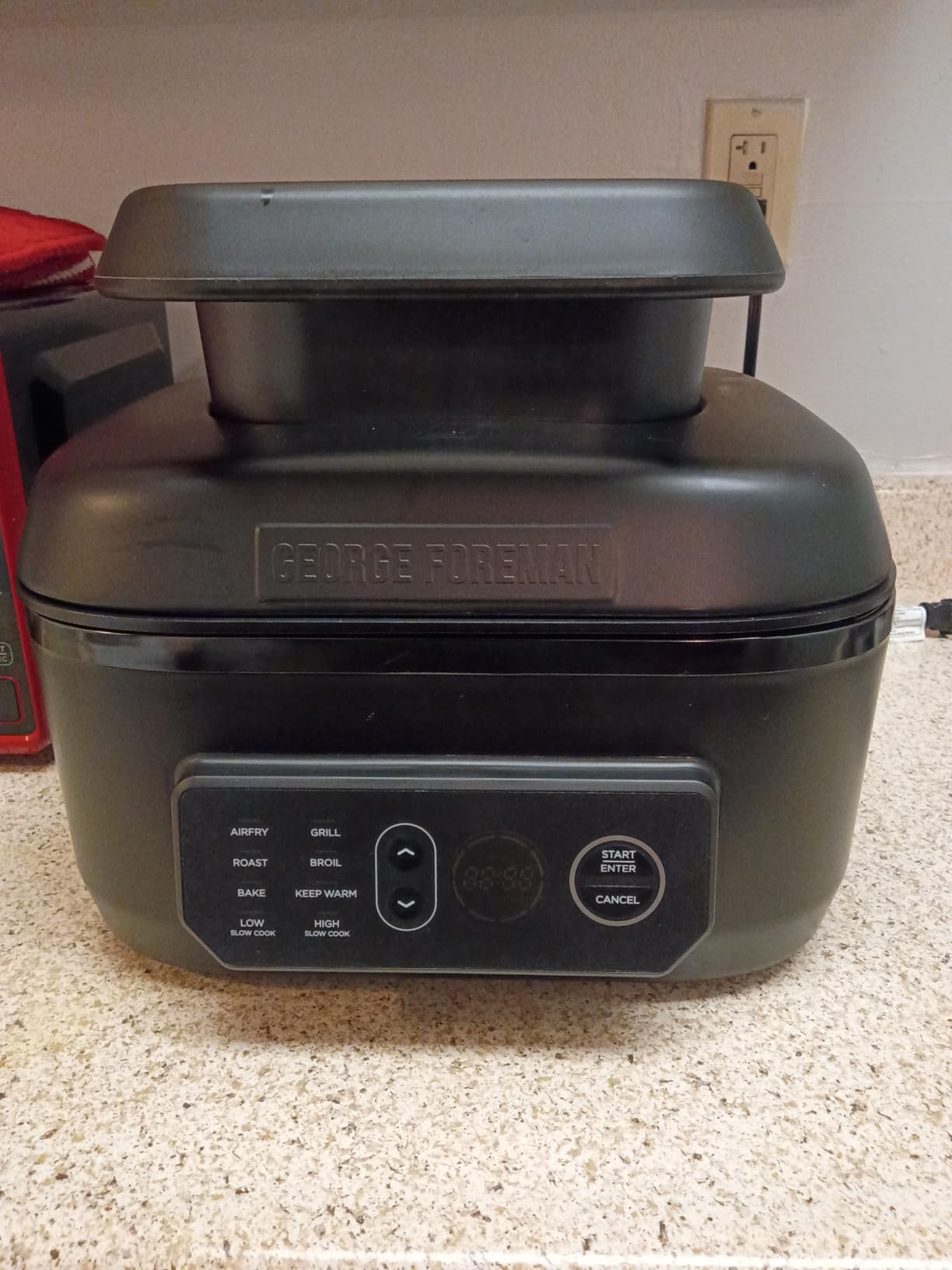 George Foreman Beyond Grill 7-in-1 Electric Indoor Grill with Air Fry Technology, MCAFD800D, Black, Large customer photo 2