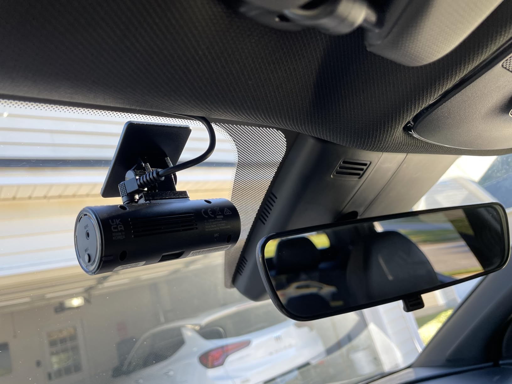 Thinkware Dash Cam, F70 PRO - 1080p FHD, Wi-Fi, Smart Parking Mode with Super Night Vision, 32GB microSD customer photo 1