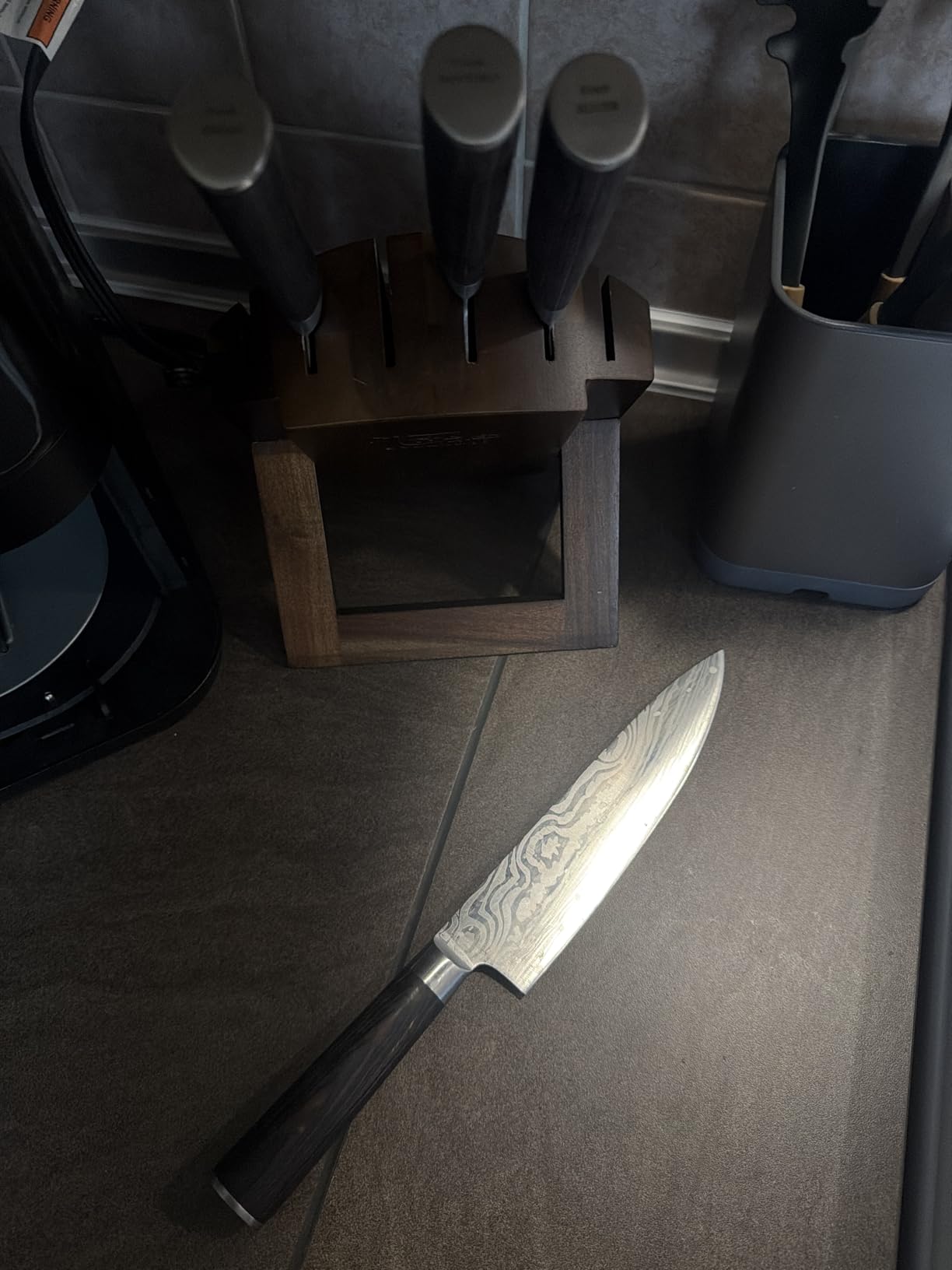 SYOKAMI 2026 Upgrade Knife Set 7 Piece Japanese Style Kitchen Knife Set With Foldable Magnetic Acacia Wood Block Sharp High Carbon Stainless Steel Chef Knives Set with Anti-slip Handle customer photo 1