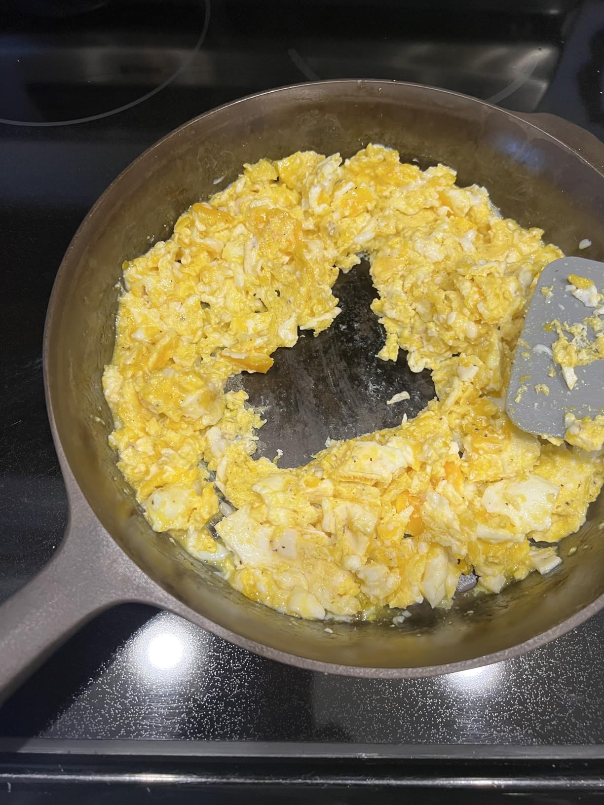 Field Company Large Cast Iron Skillet - 11.6-Inch Pre-Seasoned Pan for 4+ Servings, Lighter & Smooth, Made in USA customer photo 1
