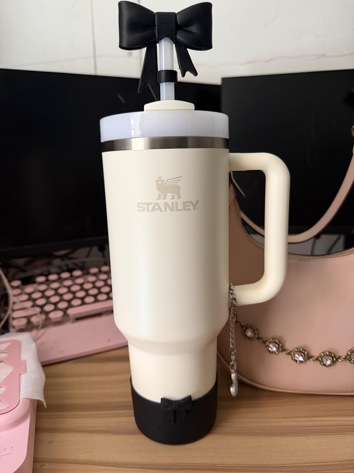 Stanley Quencher H2.0 Tumbler with Handle and Straw 30 oz | Flowstate 3-Position Lid | Cup Holder Compatible | Insulated Stainless Steel Cup | BPA-Free | Rose Quartz 2.0 customer photo 1