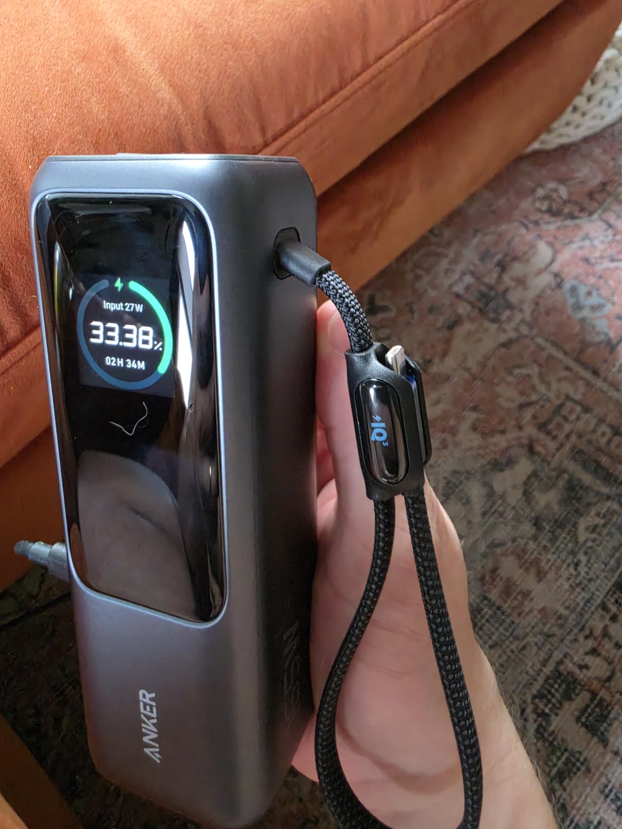 Anker Laptop Power Bank, 25,000mAh Portable Charger with 165W Total Output, 3 USB-C Ports (100W Max Each), Built-in Retractable Cables, Flight-Ready, for iPhone 17/16 Series, MacBook, Samsung, and More customer photo 1