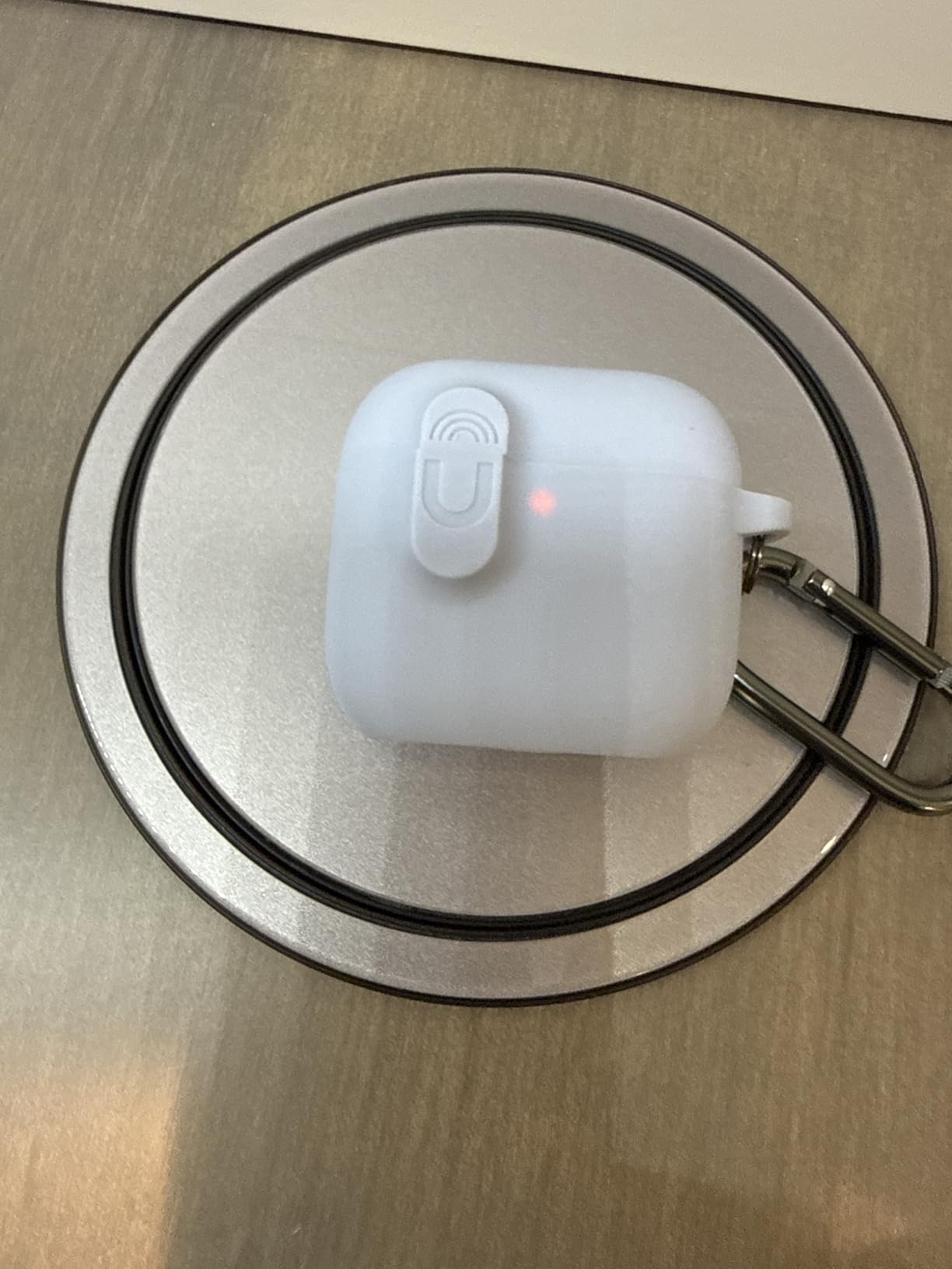 Apple AirPods 4 Wireless Earbuds with Active Noise Cancellation customer photo 1